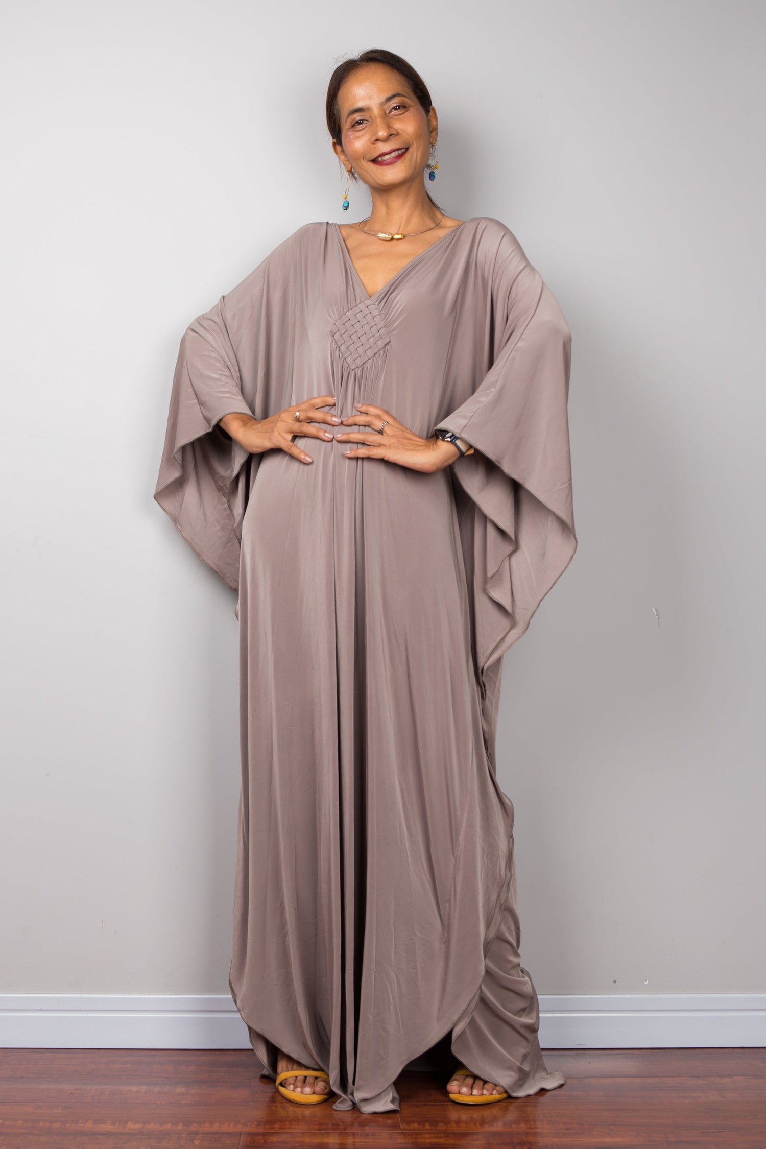 Kaftan dresses online.  Buy caftans for women.  Large kaftan maxi dress with batwing sleeves.