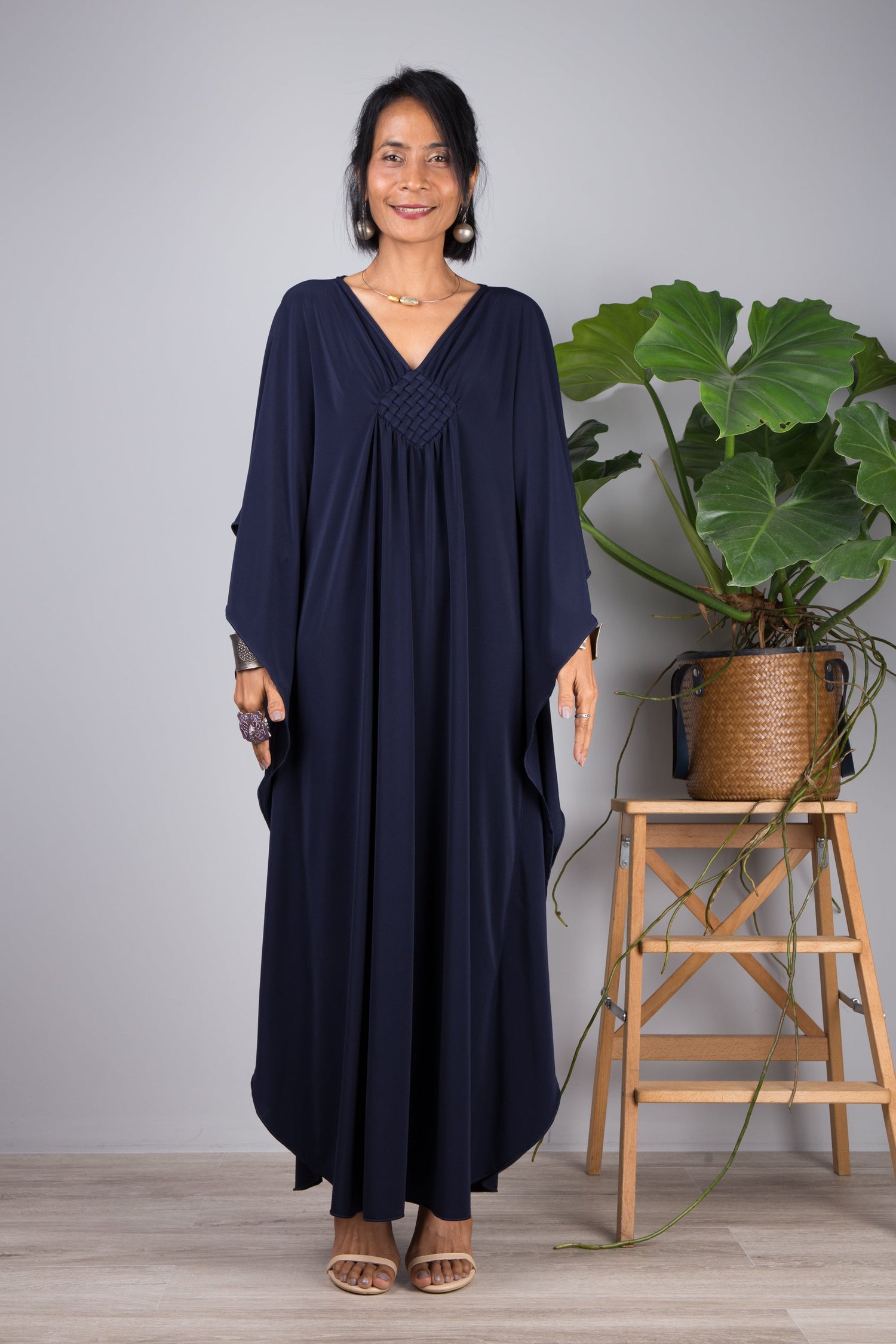 Navy blue kaftan for petite women