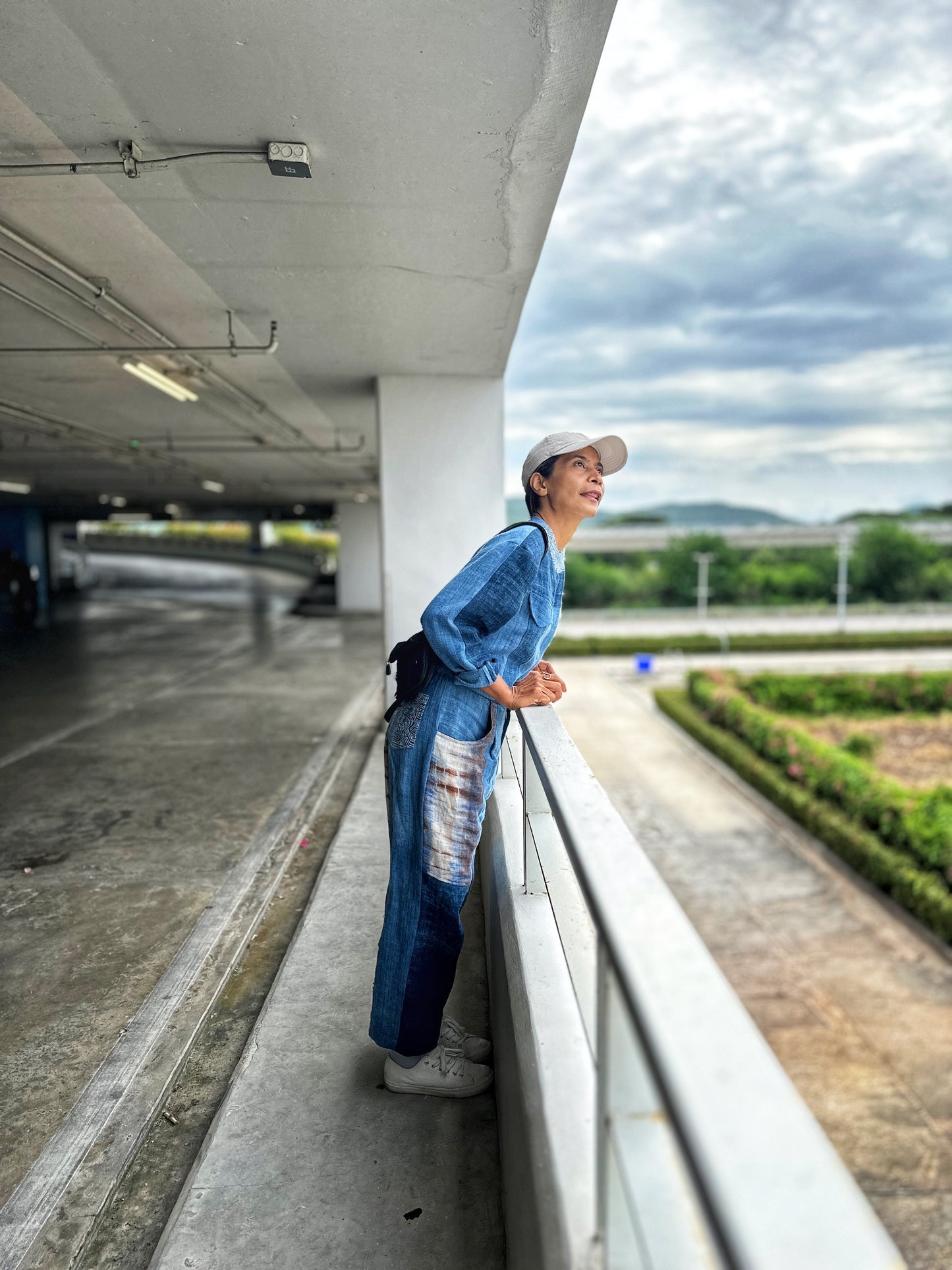 Indigo pants and matching jacket top