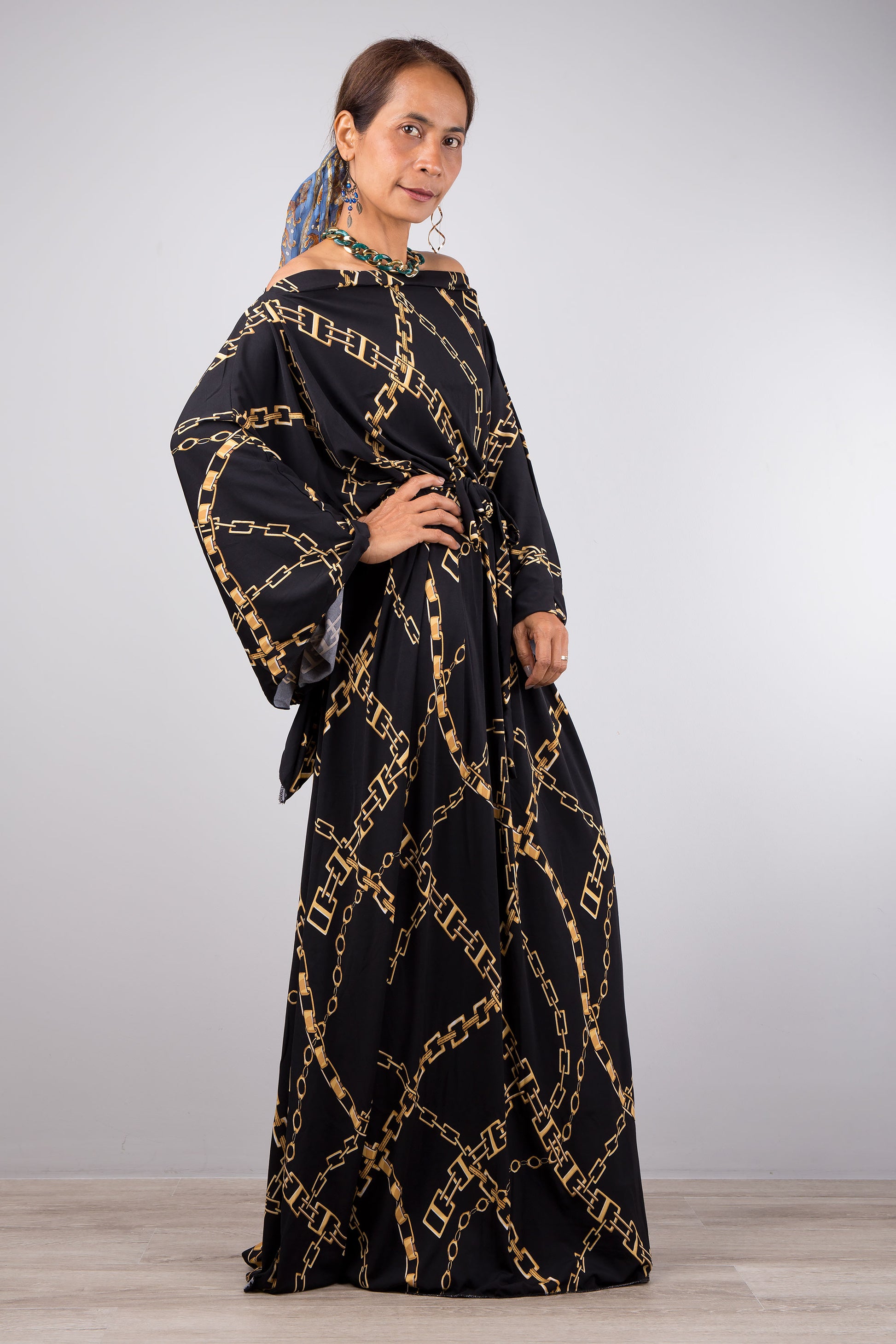 Black caftan dress by Nuichan