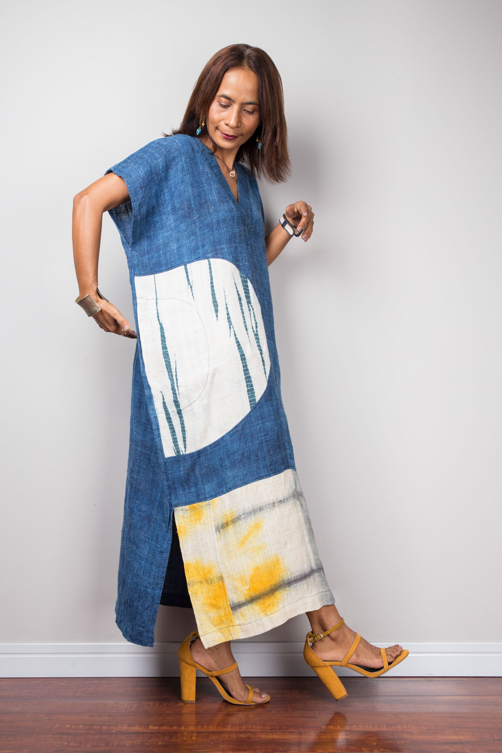 Hemp kaftan dress with shibori details by Nuichan