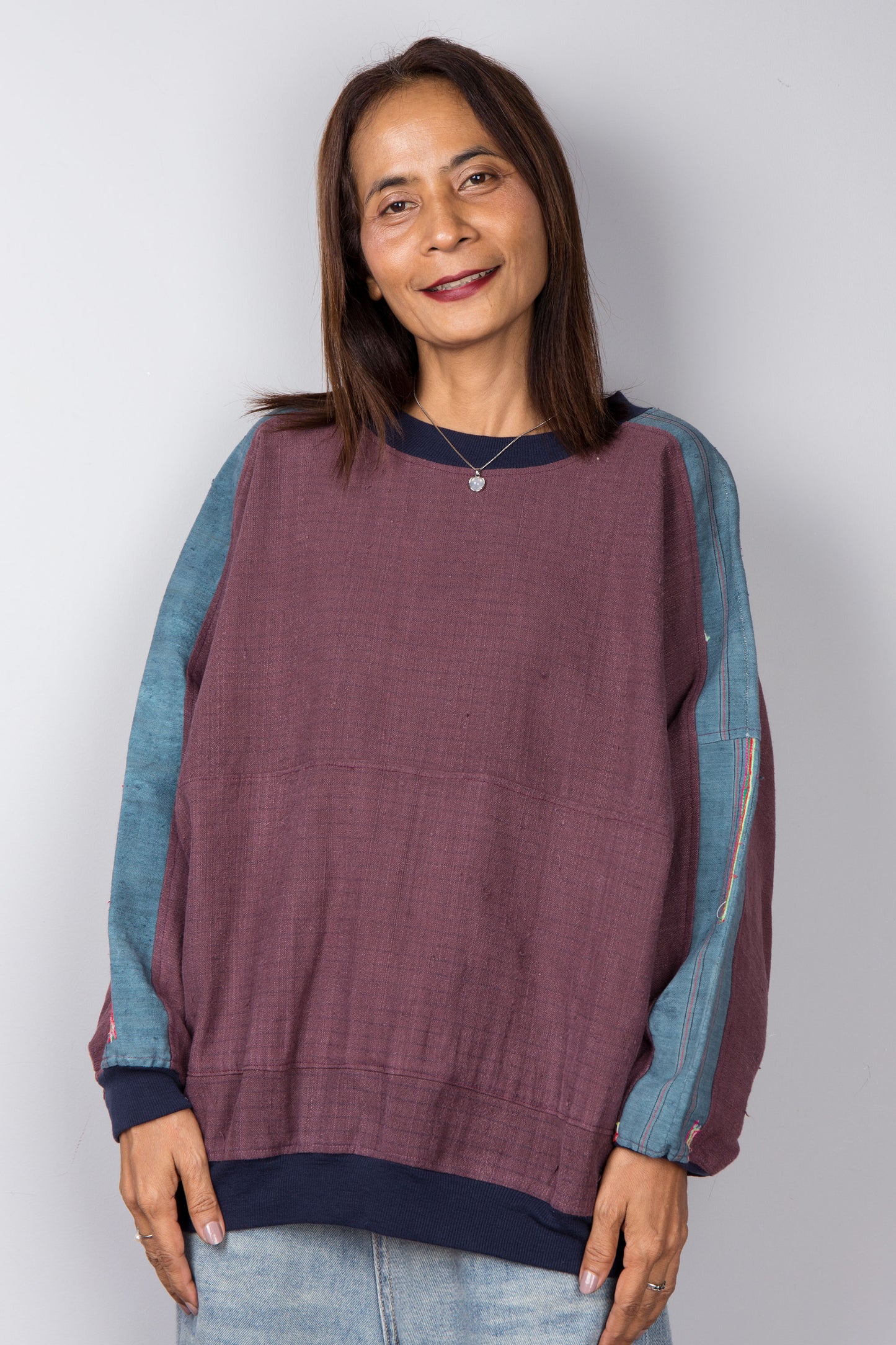 Maroon purple sweater with crew neck.  Handwoven organic hemp pullover by Nuichan