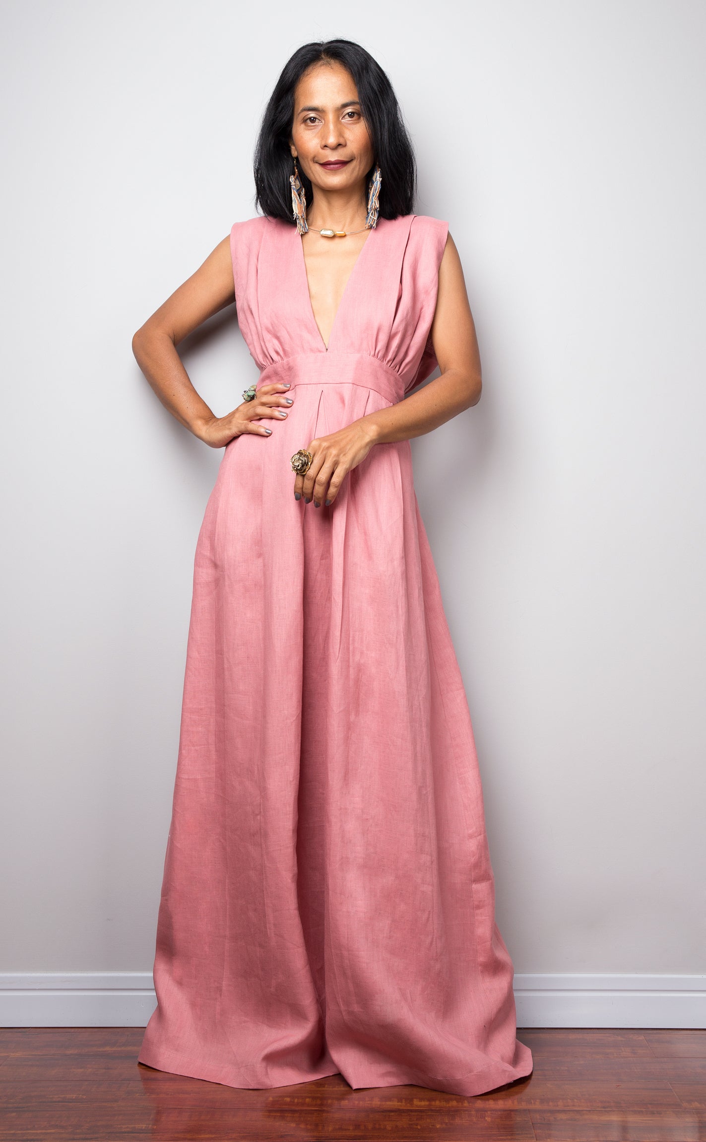 Pink Sleeveless Linen dress. High waist - front view