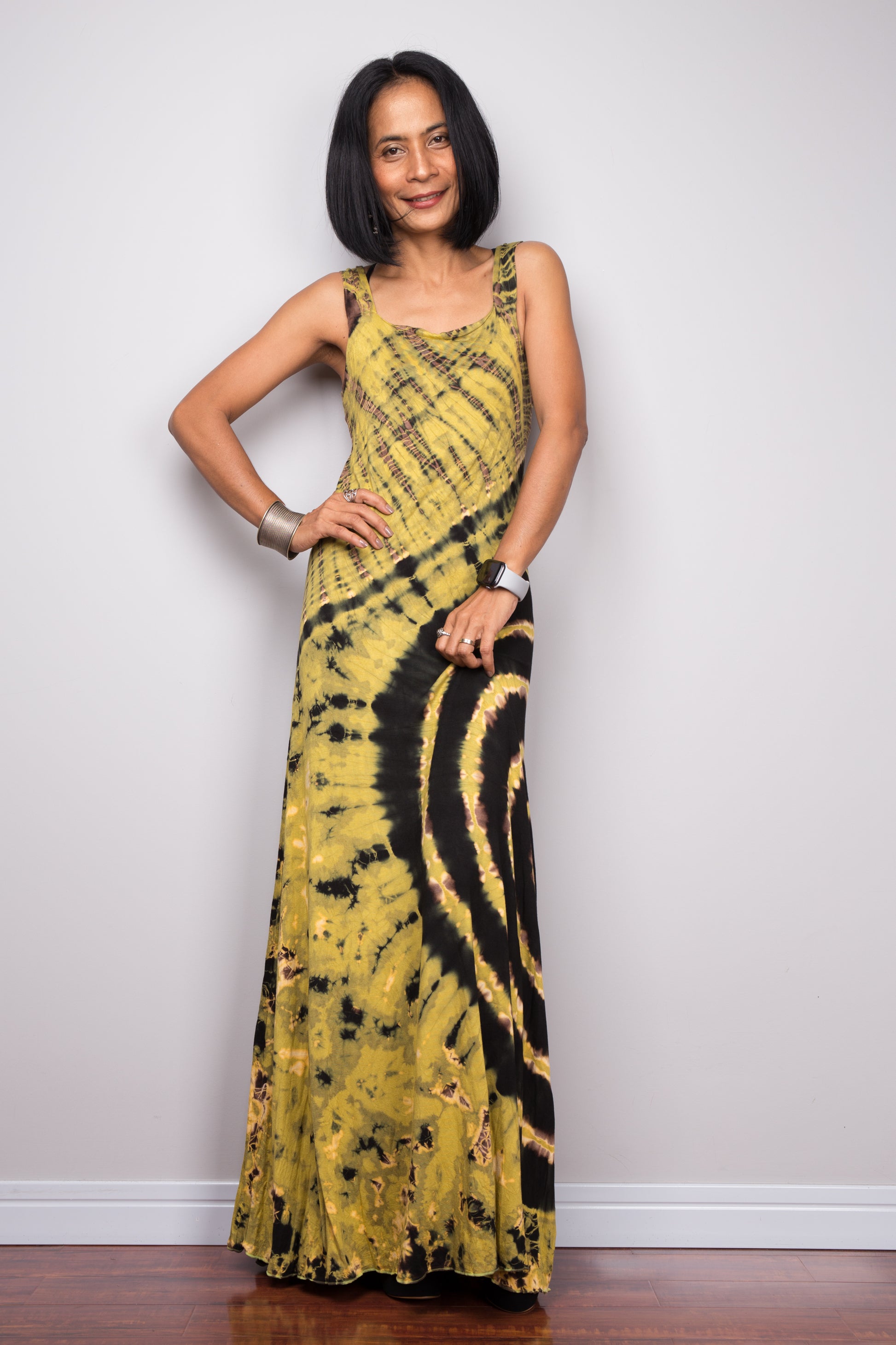 Body can style, sleeveless tie dye maxi dress