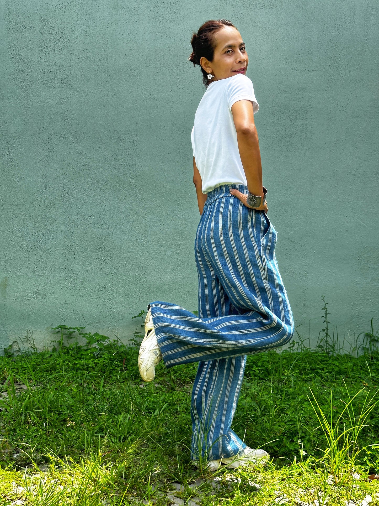 Hemp trousers with pockets.  Blue and white pants by Nuichan