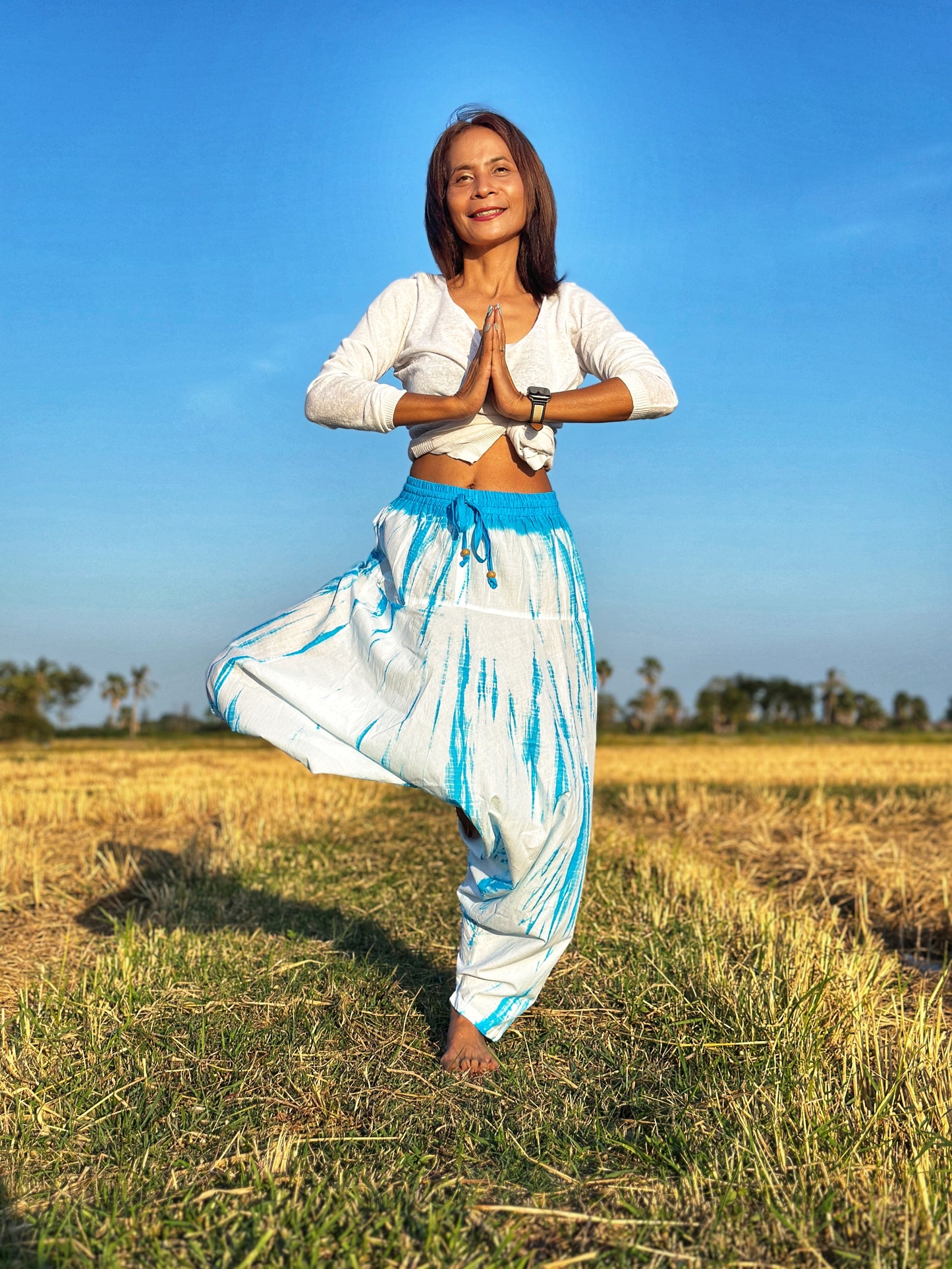 Tie dye harem pants by Nuichan.  Shibori tie dye trousers in light blue