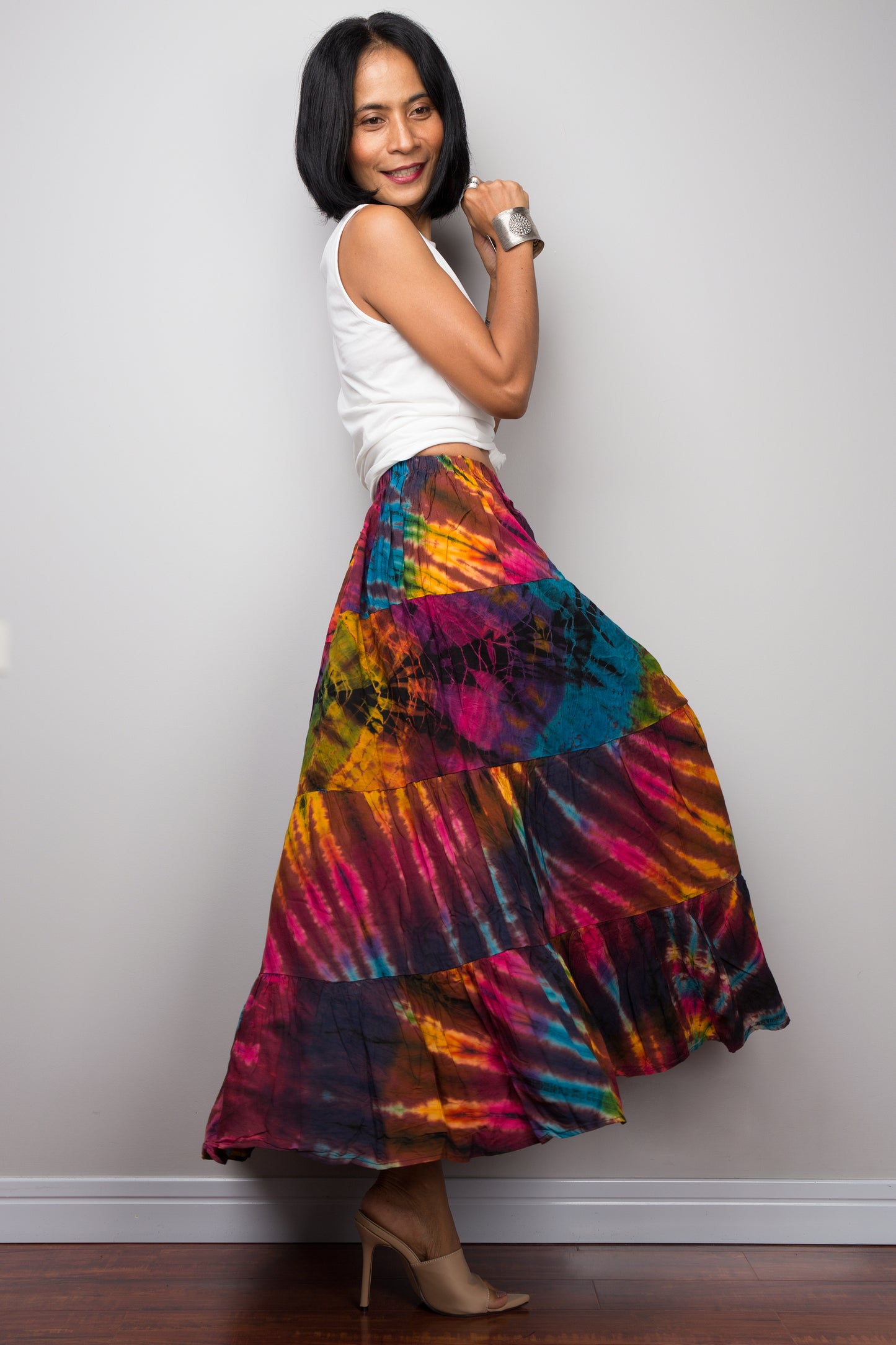 Tie dye maxi skirt with elastic at waist