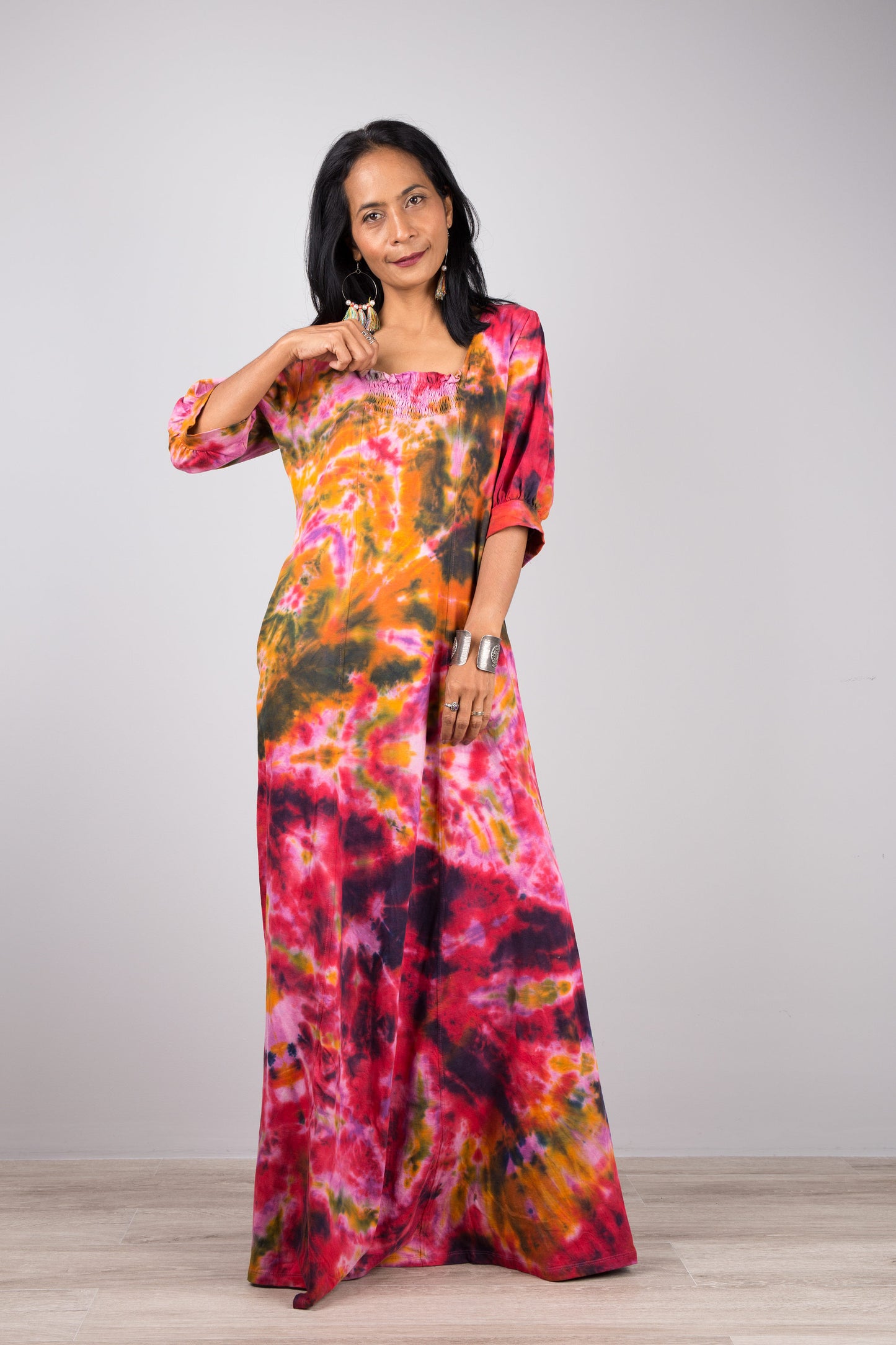 Cotton tie dye maxi dress with pockets and 3/4 sleeves