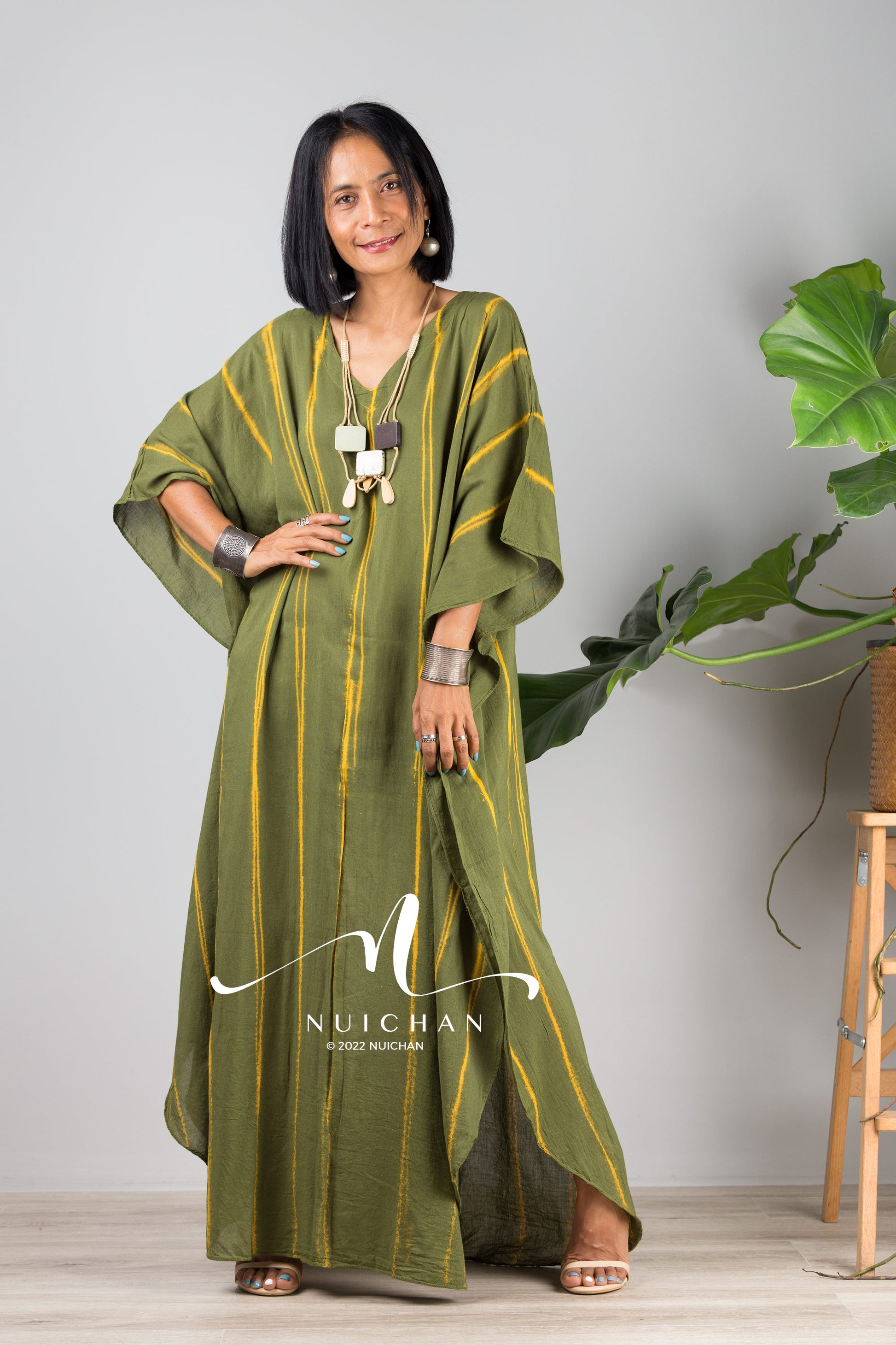 Nuichan Women Tie dye kaftan. Buy lounge wear and tie dye dress online