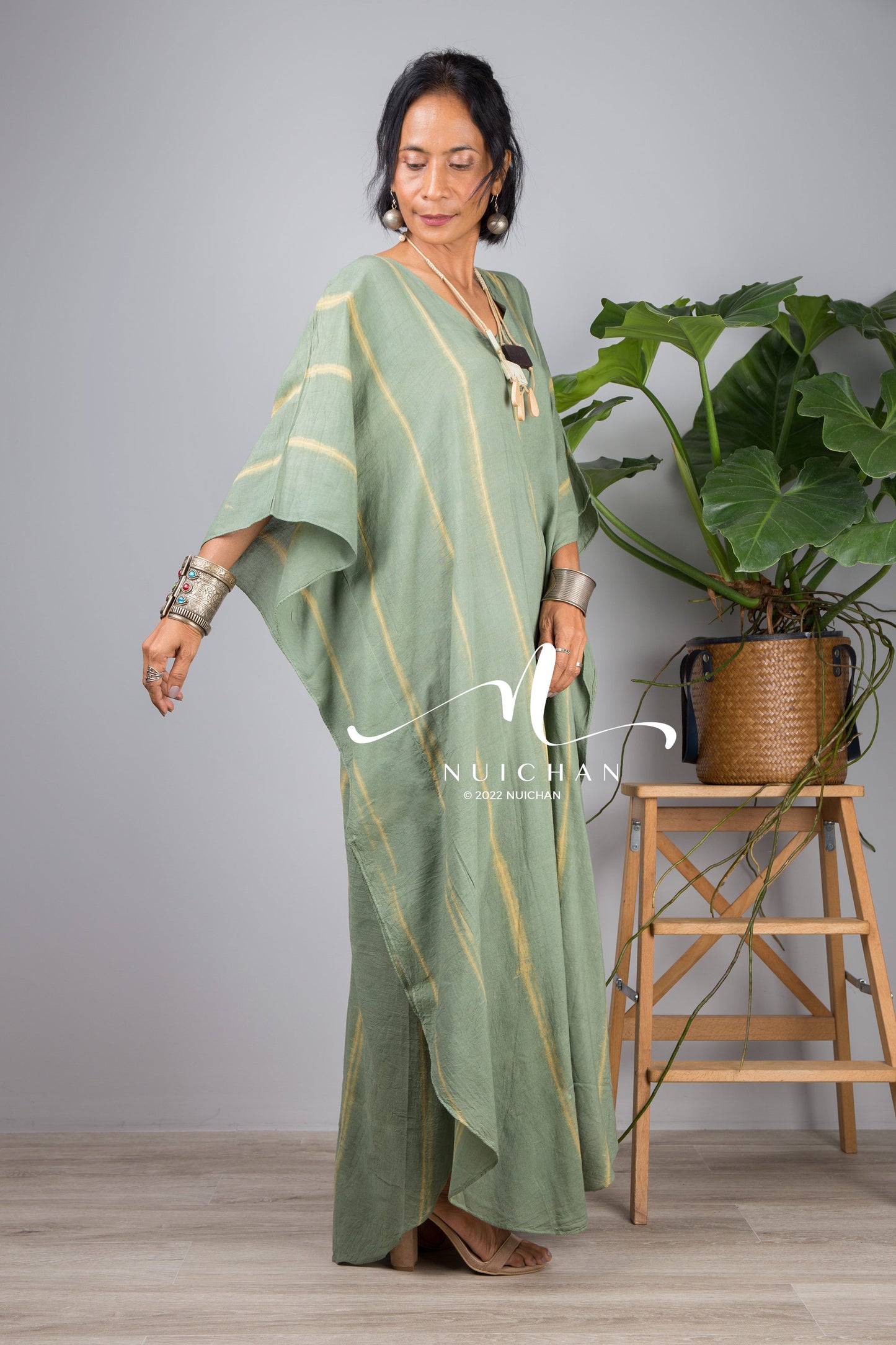 Women Tie dye kaftan. Cotton tie dye dress