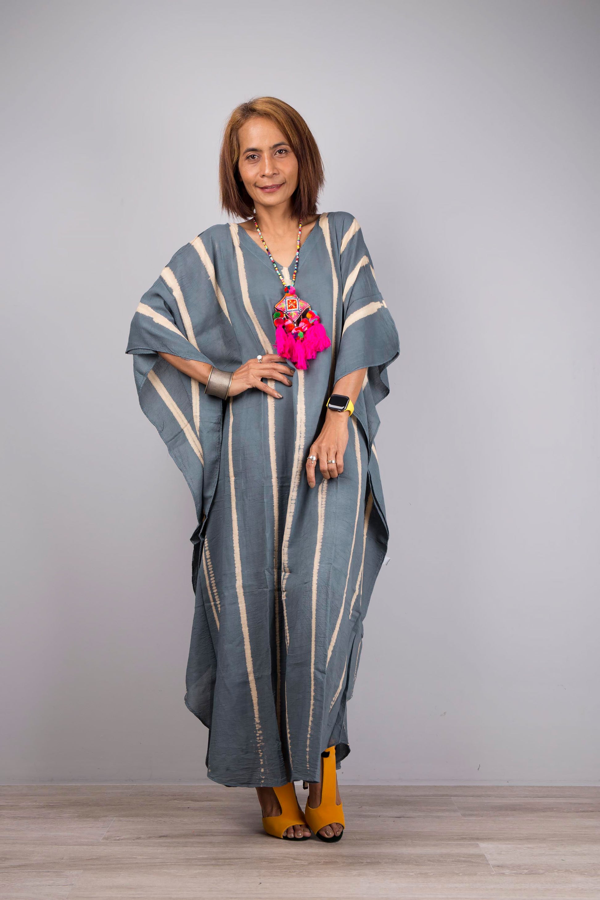 Tie dye maxi dress, caftan style, vertical stripes and v neck - front view