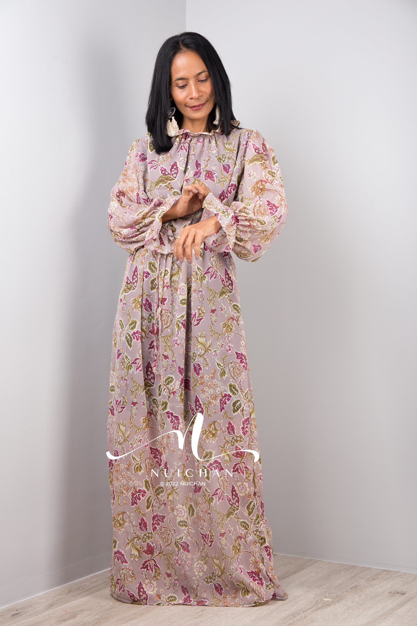 Nuichan women's chiffon maxi dress, long sleeve floral dress .