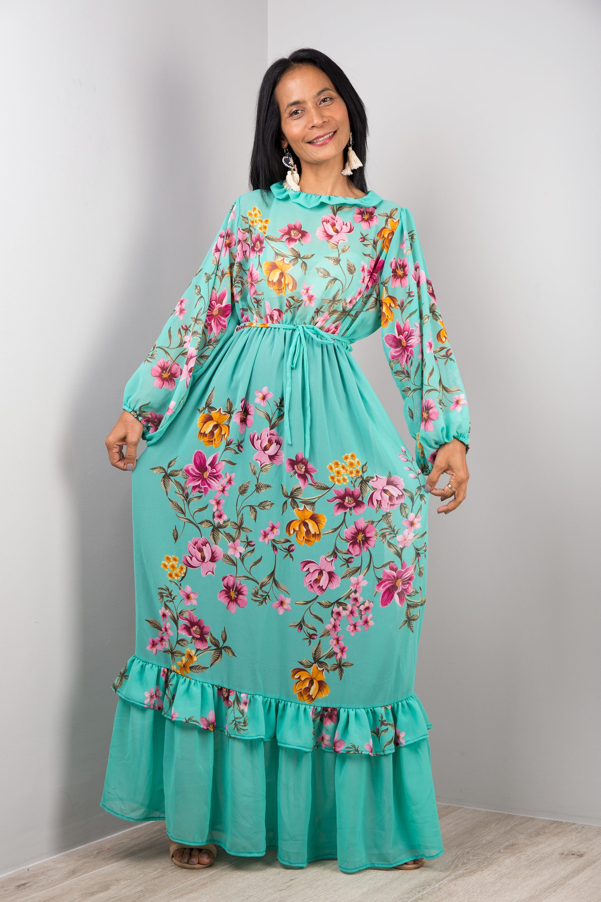 Nuichan women's chiffon maxi dress, long sleeve floral dress in green.