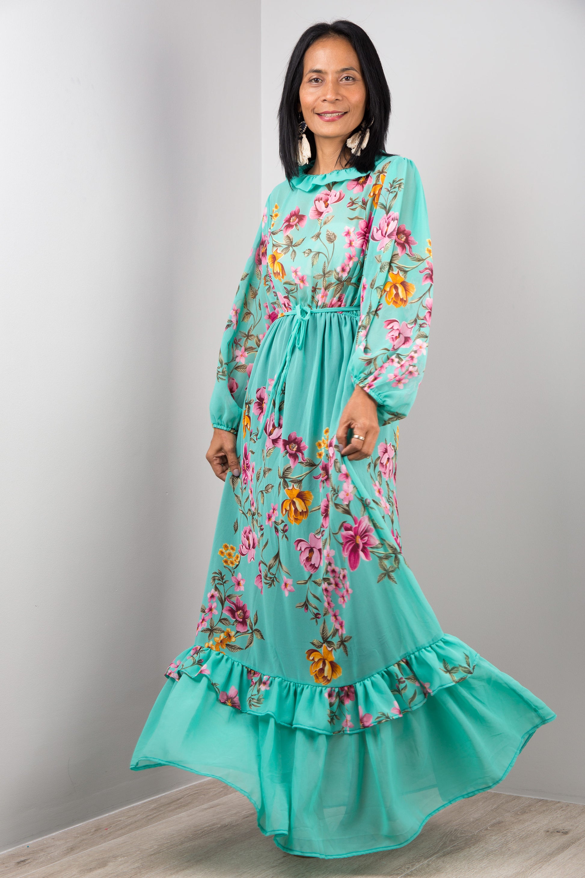 Nuichan women's chiffon maxi dress, long sleeve floral dress in green.