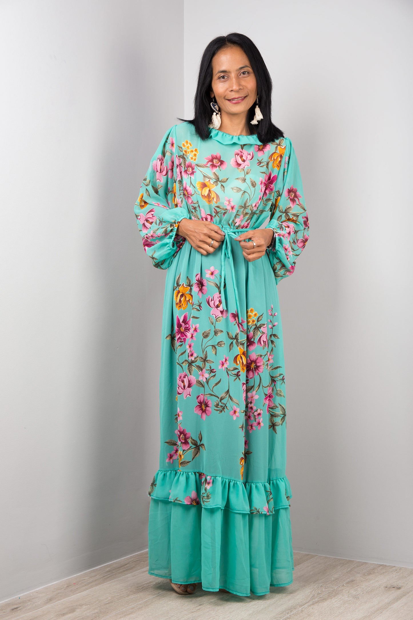 Nuichan women's chiffon maxi dress, long sleeve floral dress in green.