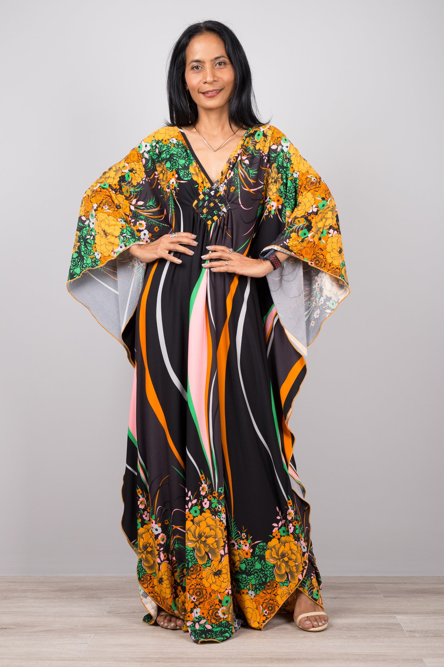 Floral kaftan dress | Buy Flower print Maxi & Midi Dresses online from Nuichan.