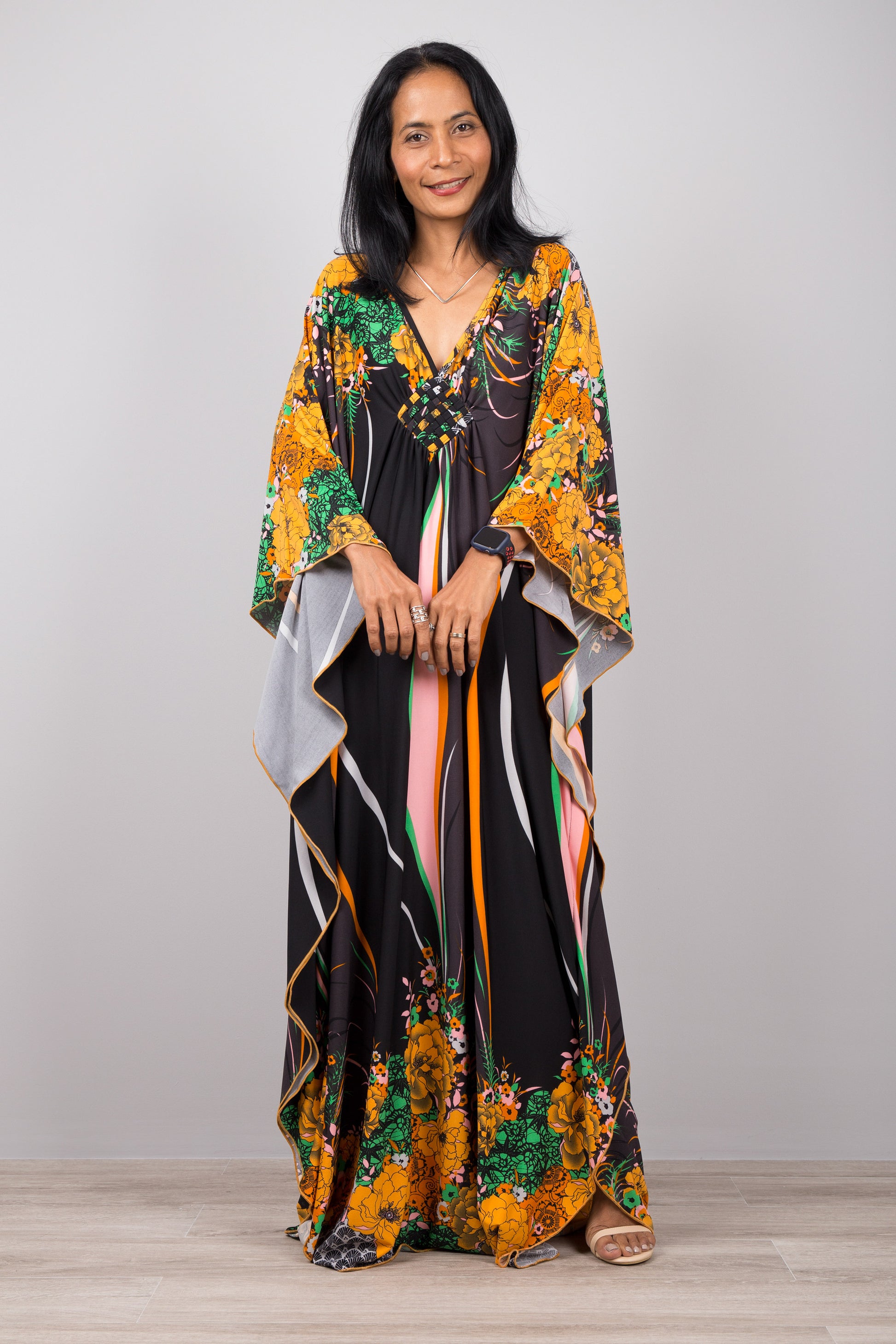 Floral kaftan dress | Buy Flower print Maxi & Midi Dresses online from Nuichan.