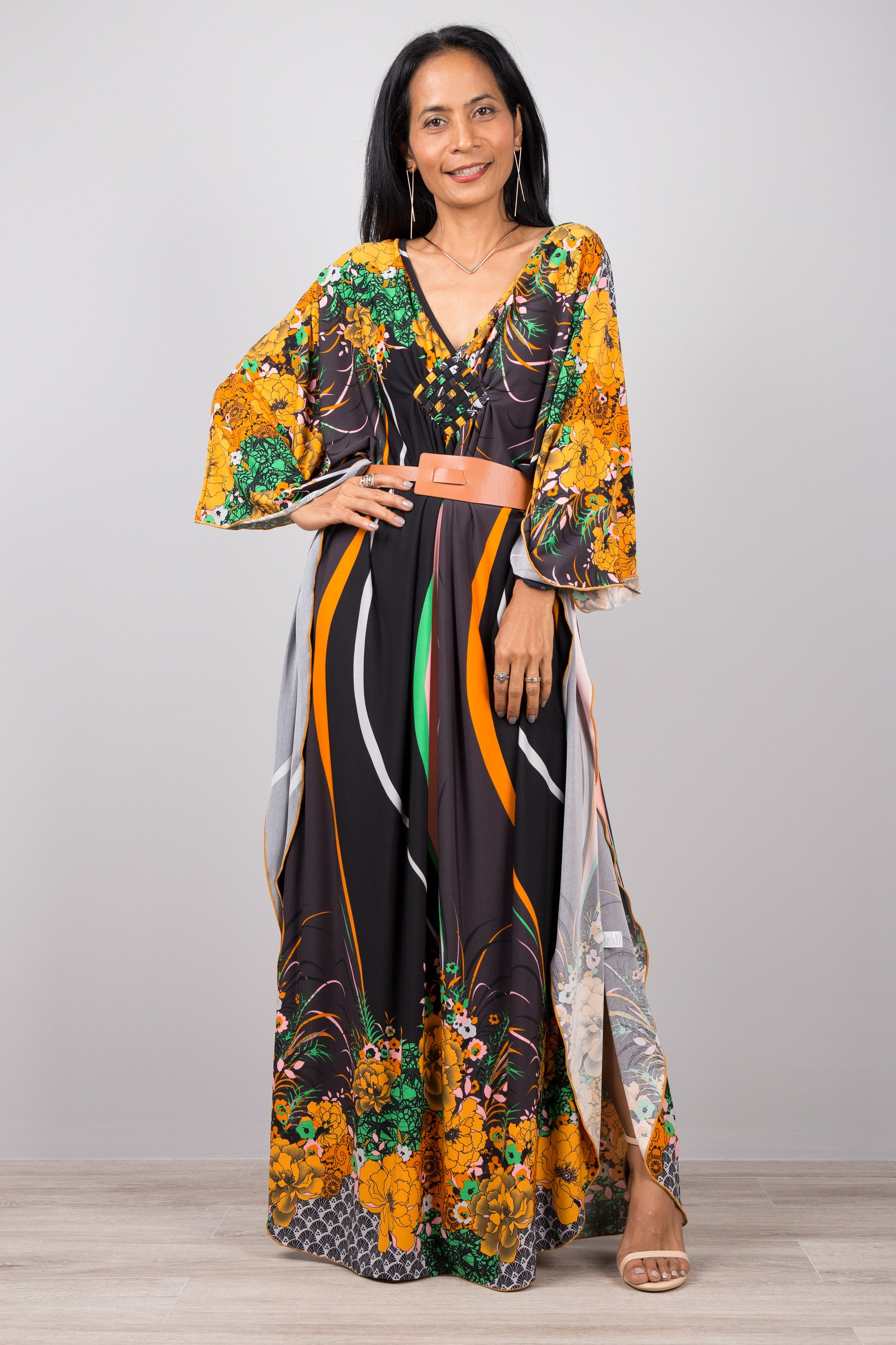 Floral kaftan dress | Buy Flower print Maxi & Midi Dresses online from Nuichan.