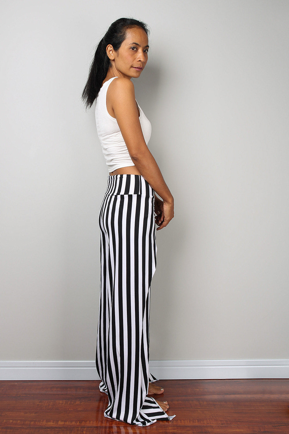 black and white striped pants, split pants, yoga pants, comfy pants by Nuichan