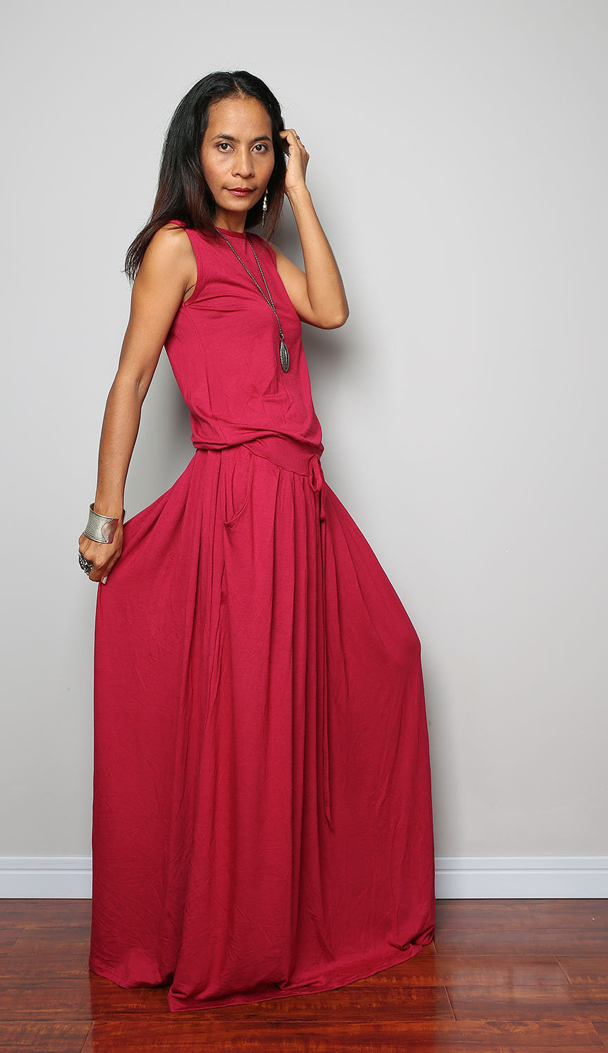 Sleeveless red maxi dress with pleated skirt, wine red dress, plus size dress by Nuichan