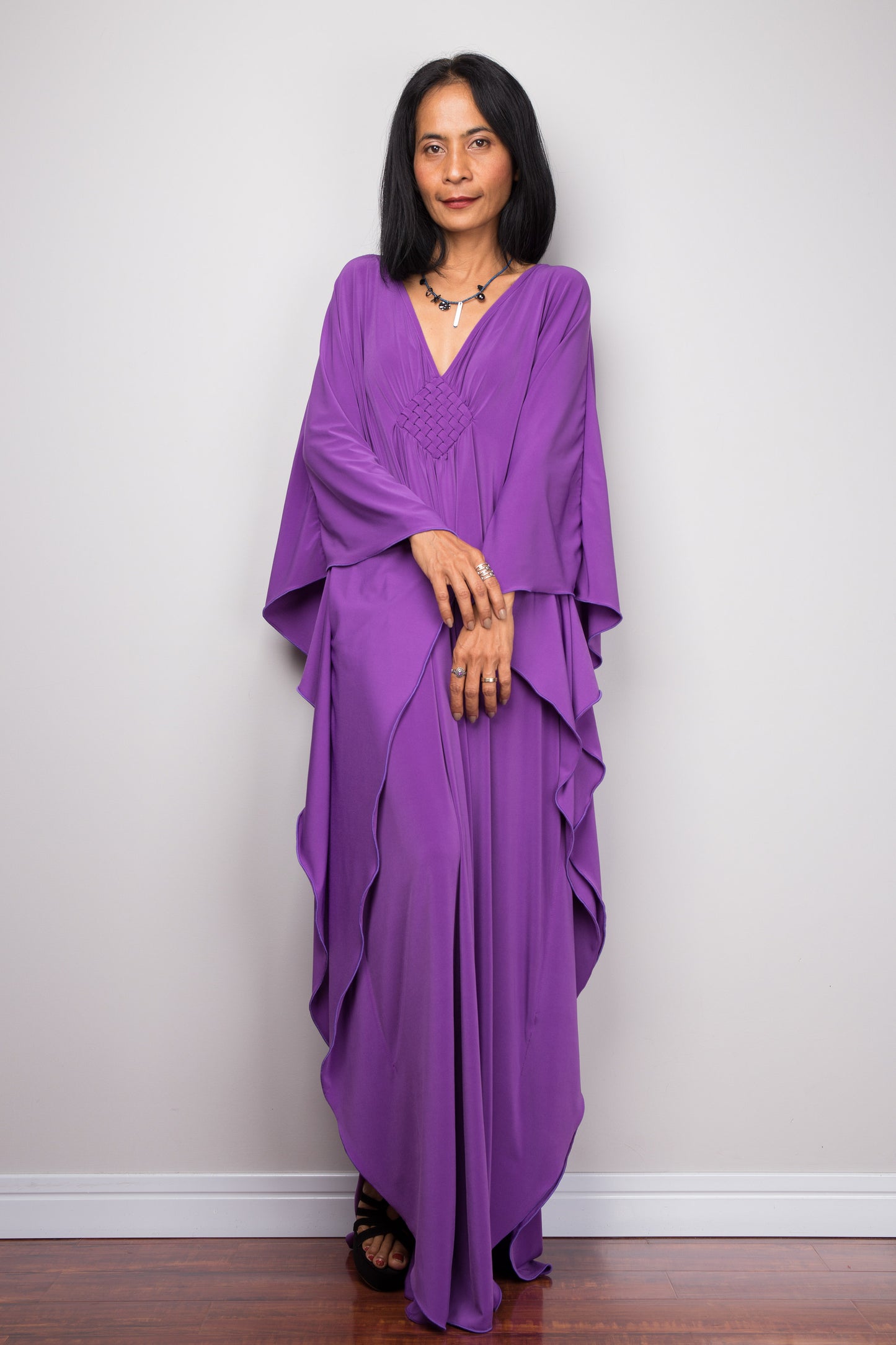 Buy Kaftan dresses online. Kimono kaftan frock dress by Nuichan