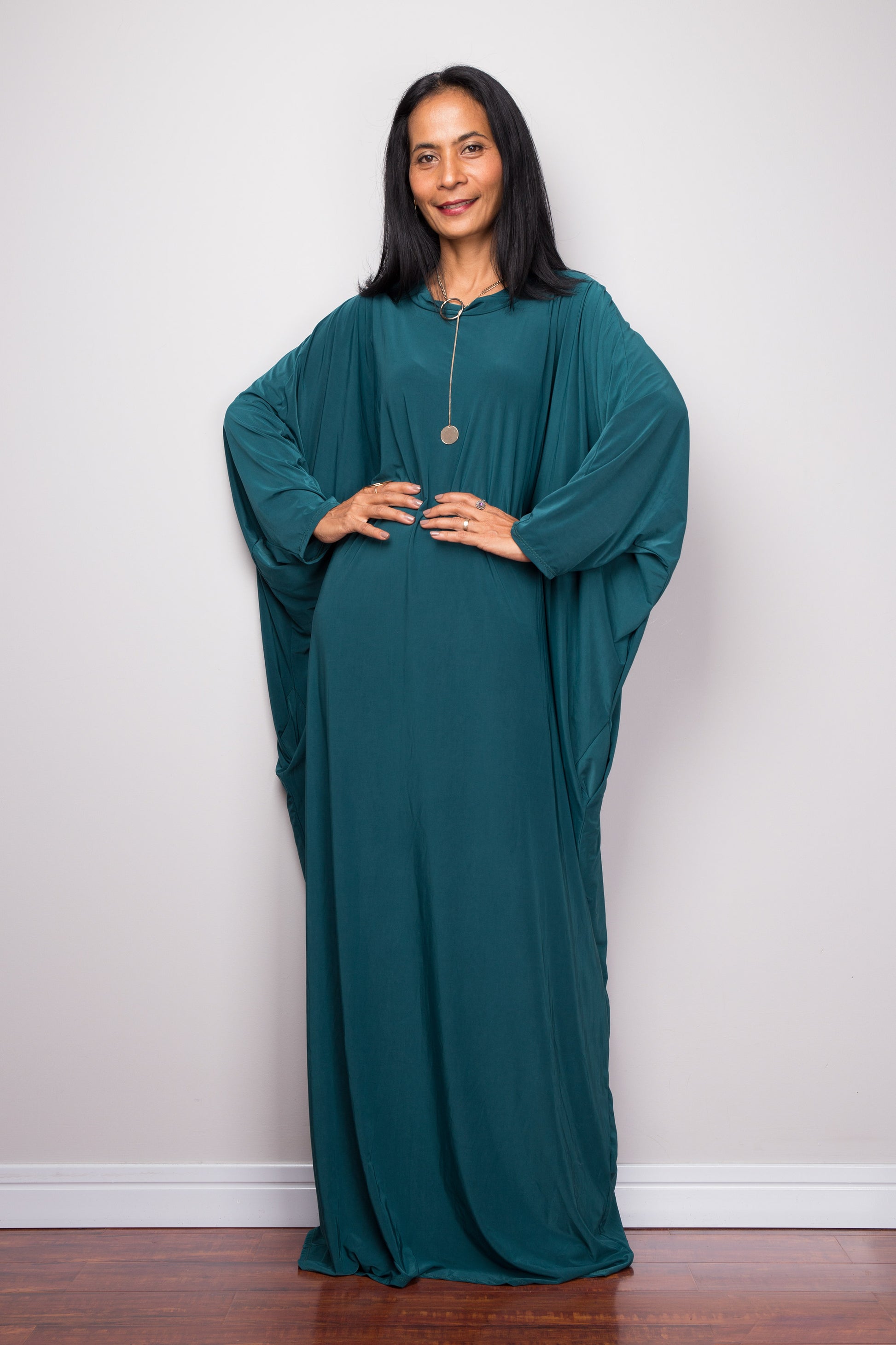 Buy Modest Kaftan dresses online. Muslim evening dress by Nuichan