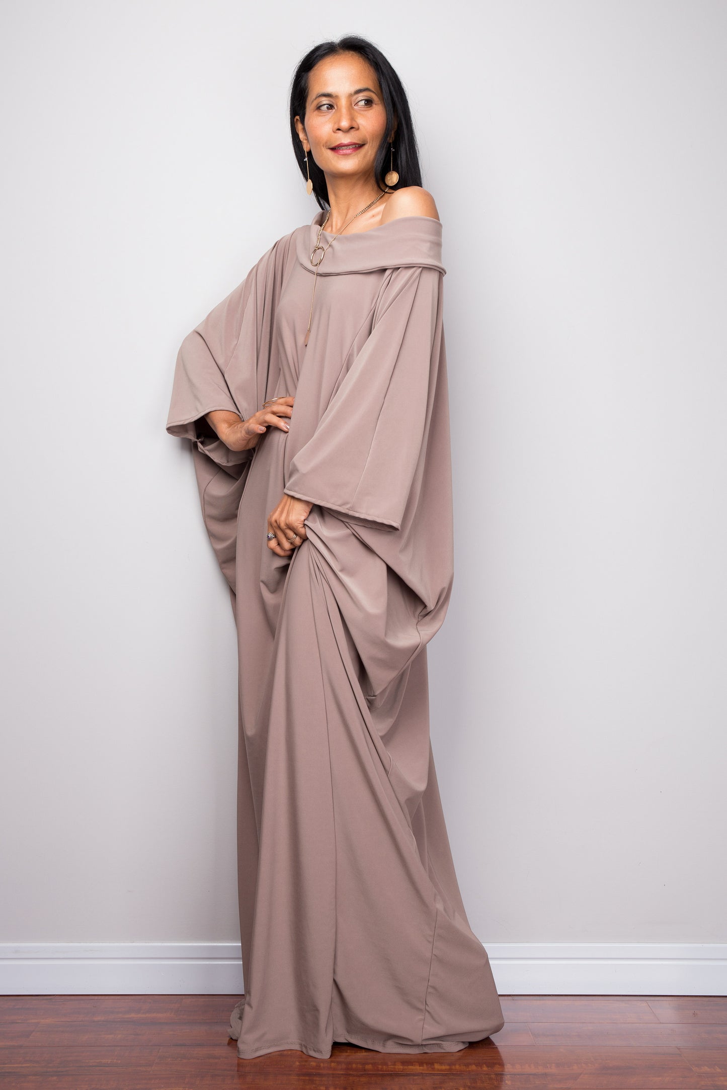 Buy Kaftan dresses online. Modest Kimono kaftan frock dress by Nuichan