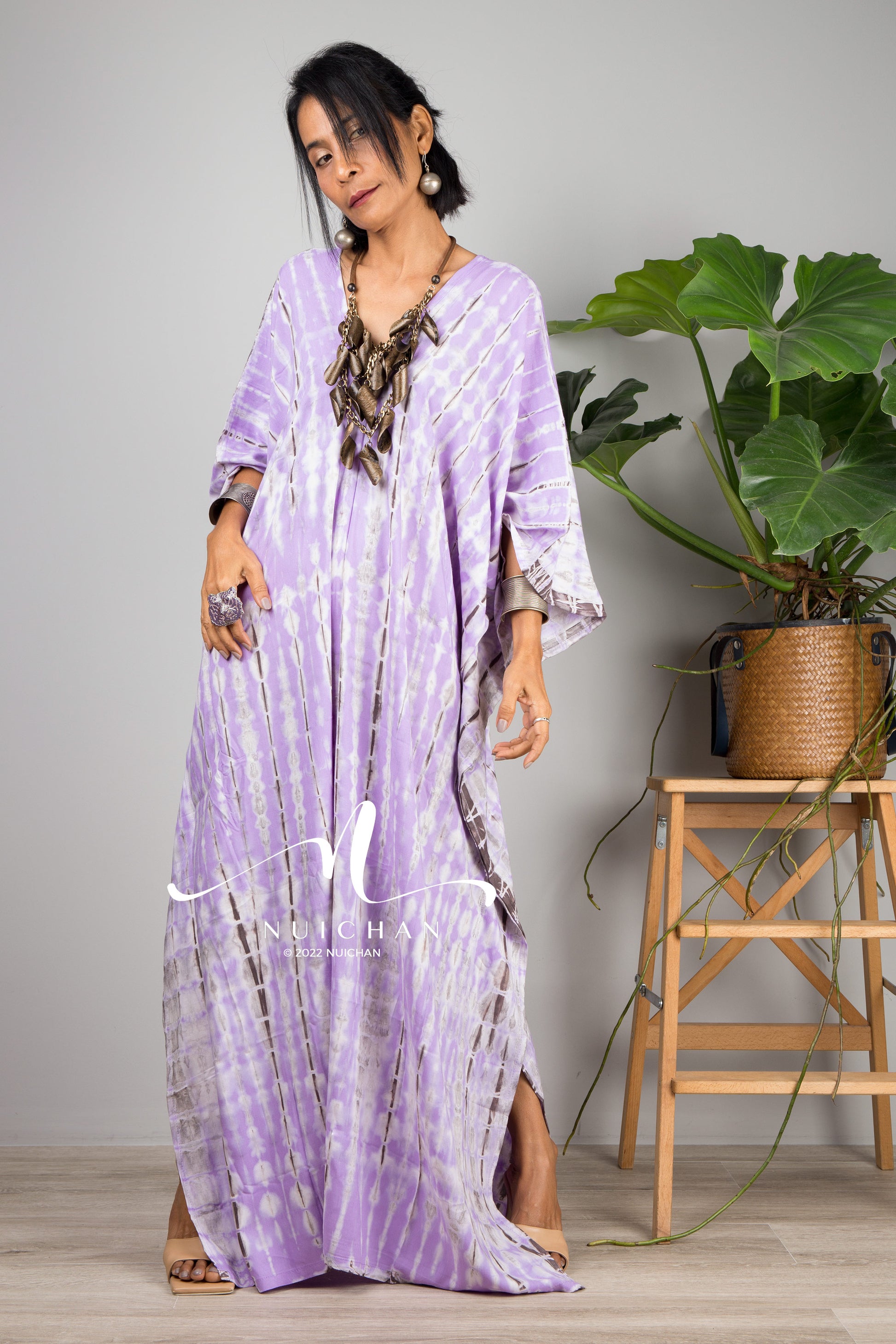 Purple tie dye kaftan dress. Buy tie dye dress online from Nuichan