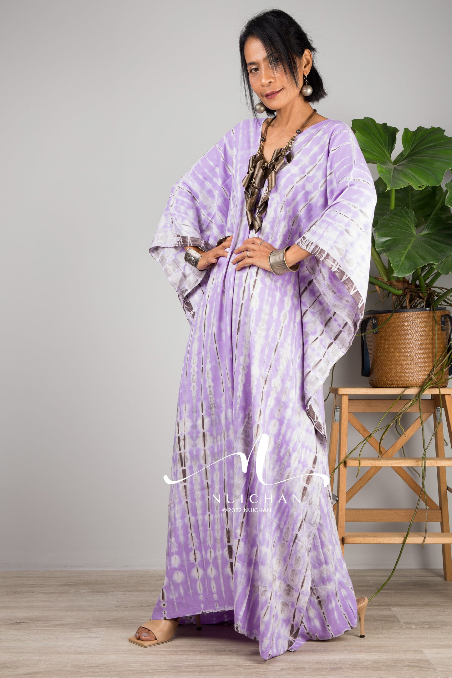 Purple tie dye kaftan dress. Buy tie dye dress online from Nuichan