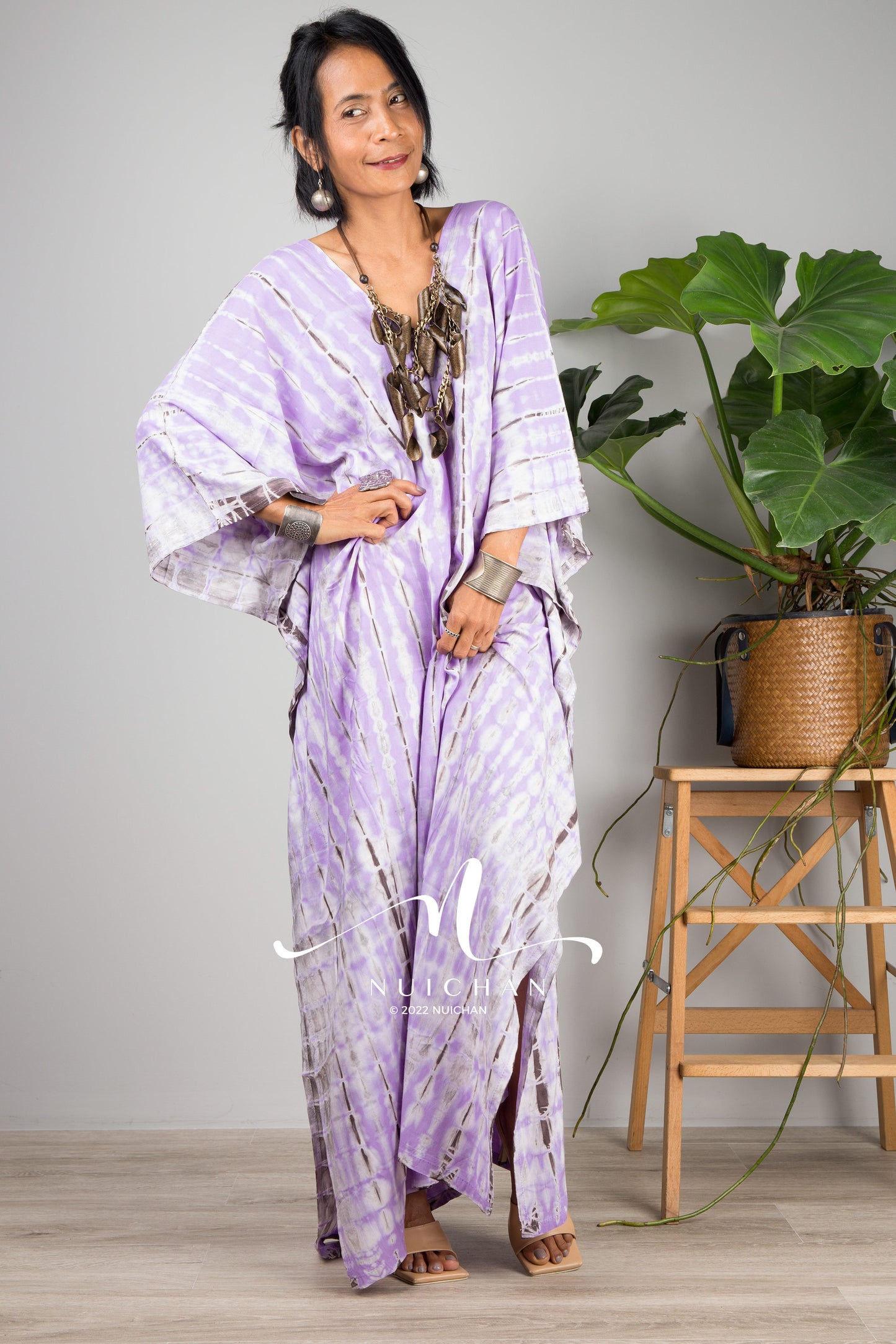 Purple tie dye kaftan dress. Buy tie dye dress online from Nuichan