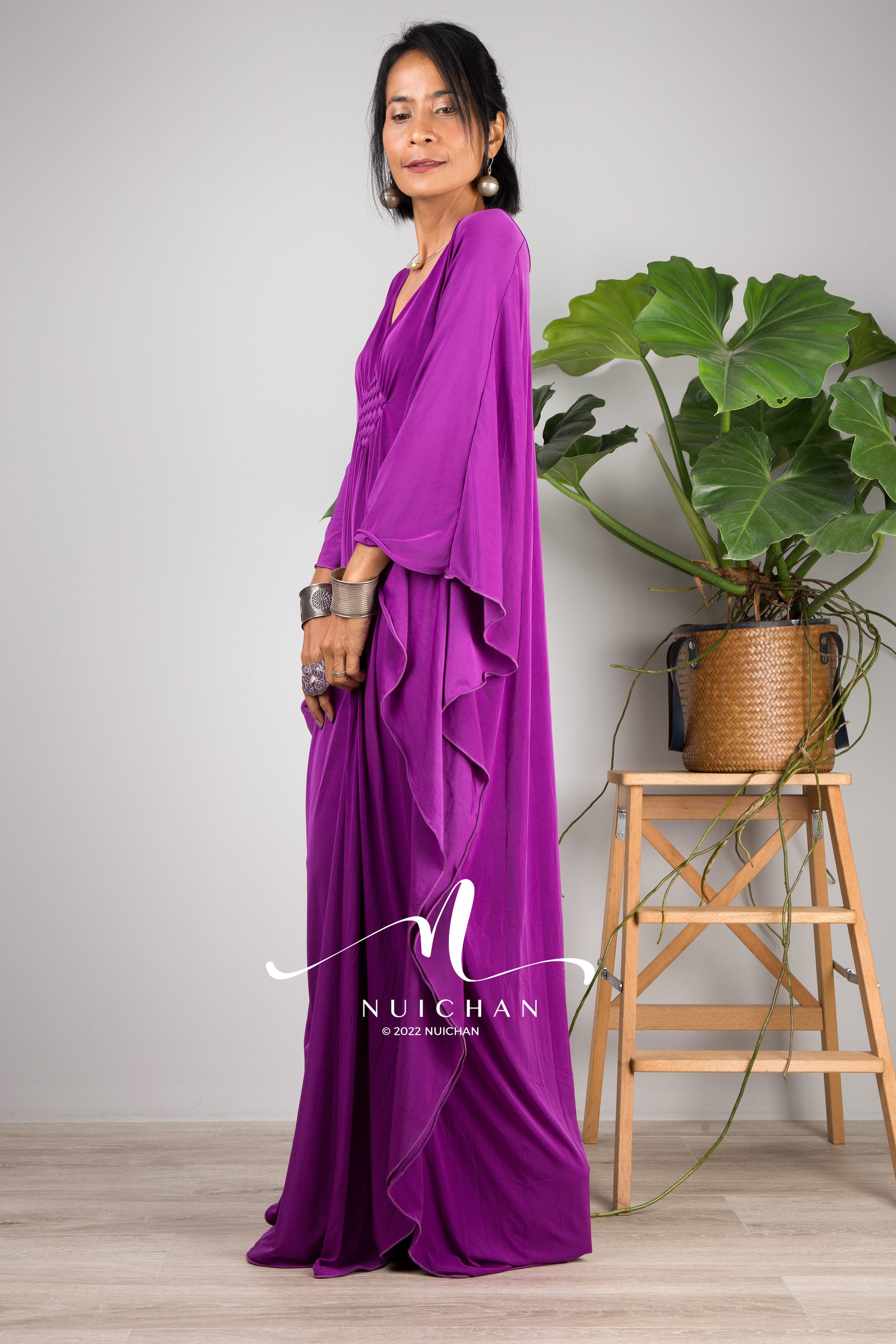 Nuichan Kaftan Goddess dresses online. Purple kimono kaftan dress