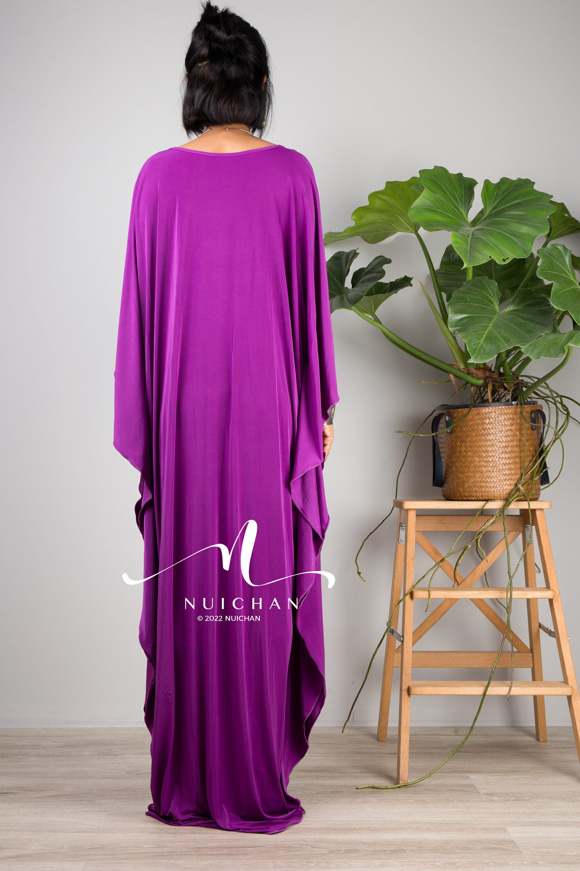 Nuichan Kaftan Goddess dresses online. Purple kimono kaftan dress