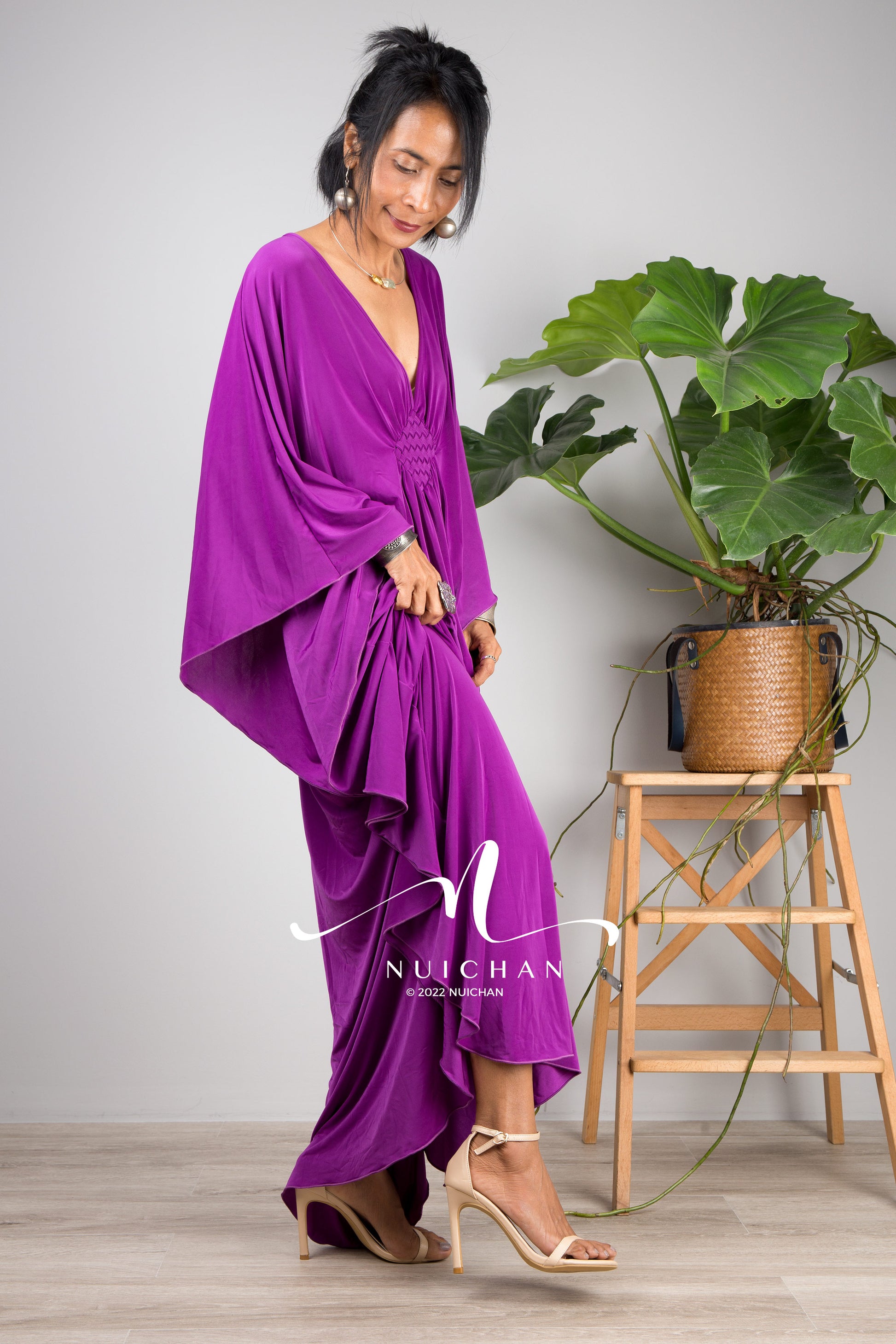 Nuichan Kaftan Goddess dresses online. Purple kimono kaftan dress