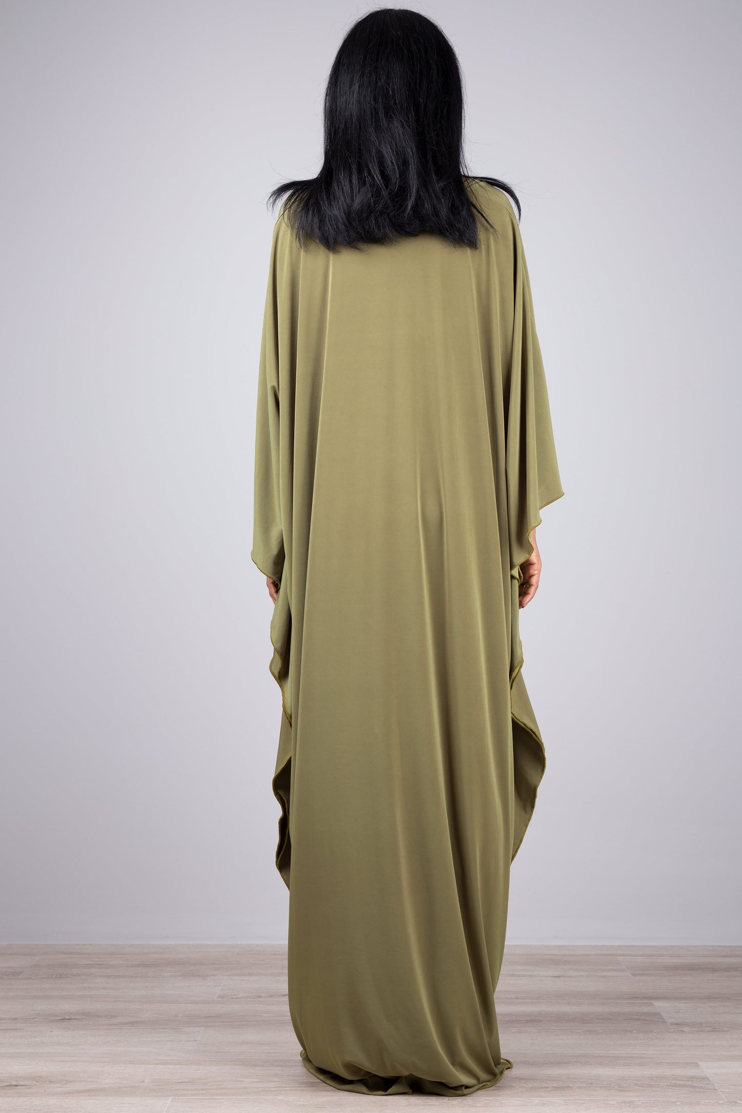 Nuichan women's Kaftan dress. Olive green kimono batwing caftan dress - back view