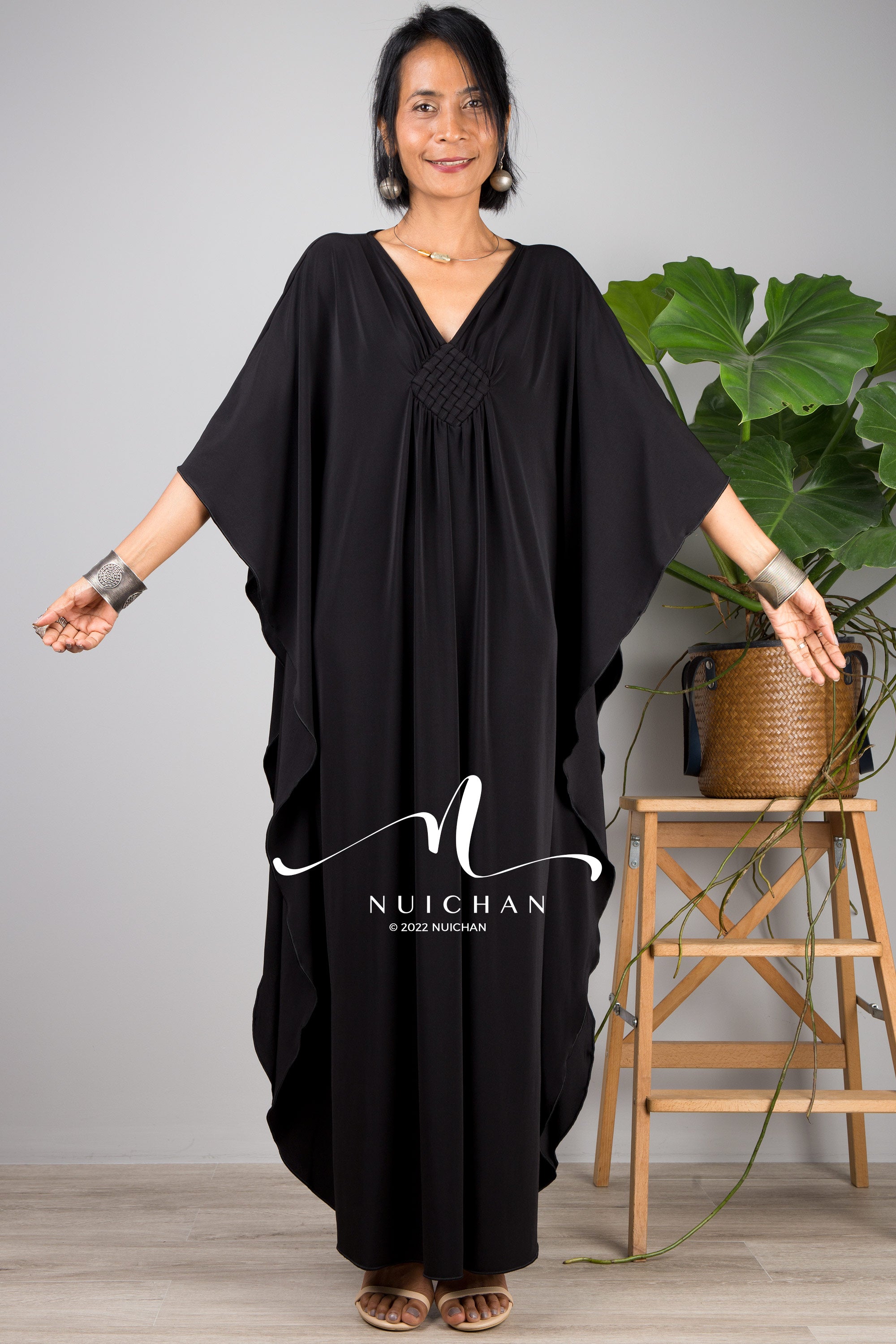 Petite caftan dress. Small black kaftan dress for petite ladies. Nuichan