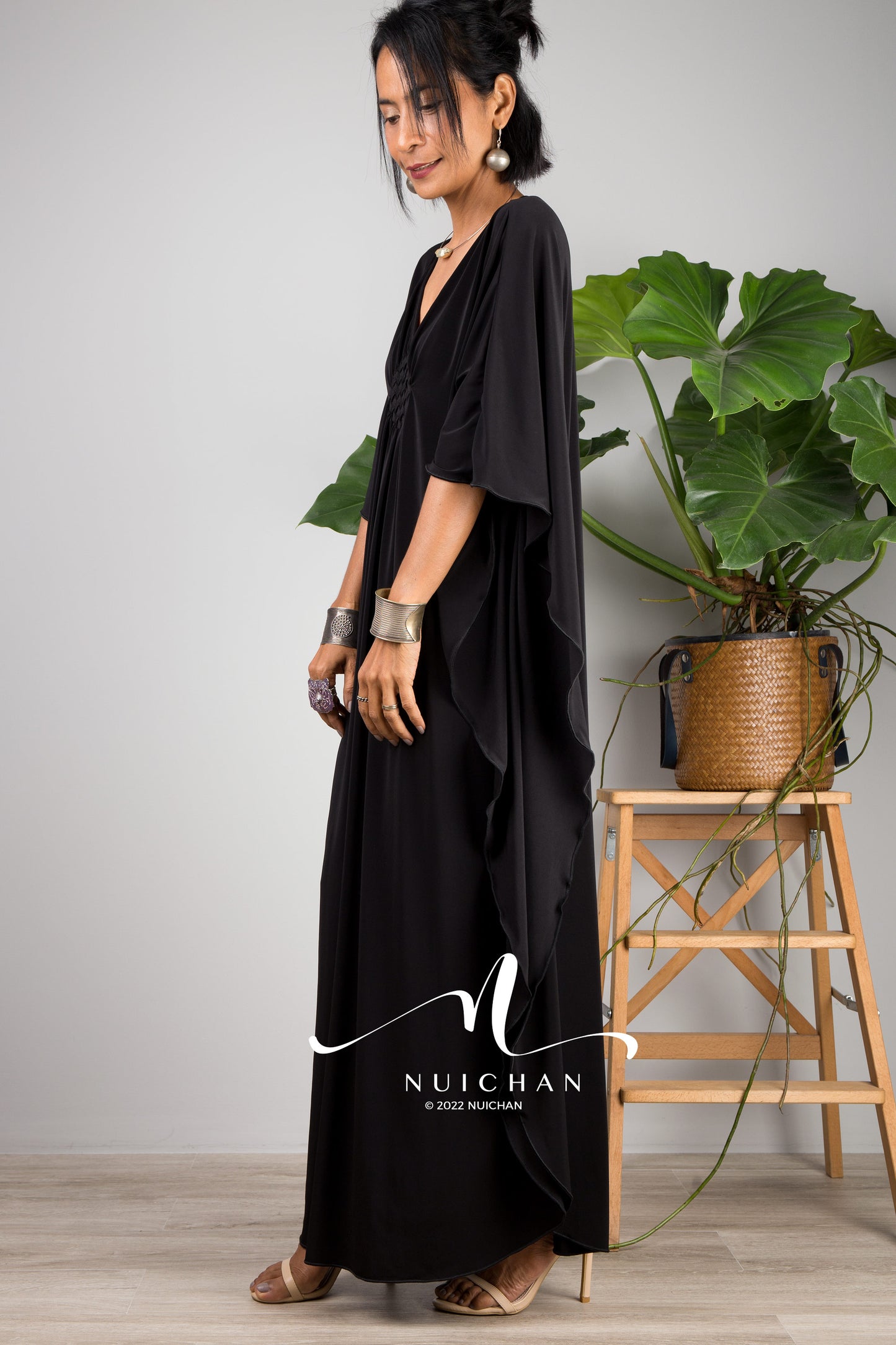 Black midi caftan dress. Short kaftan dress for petite ladies. 