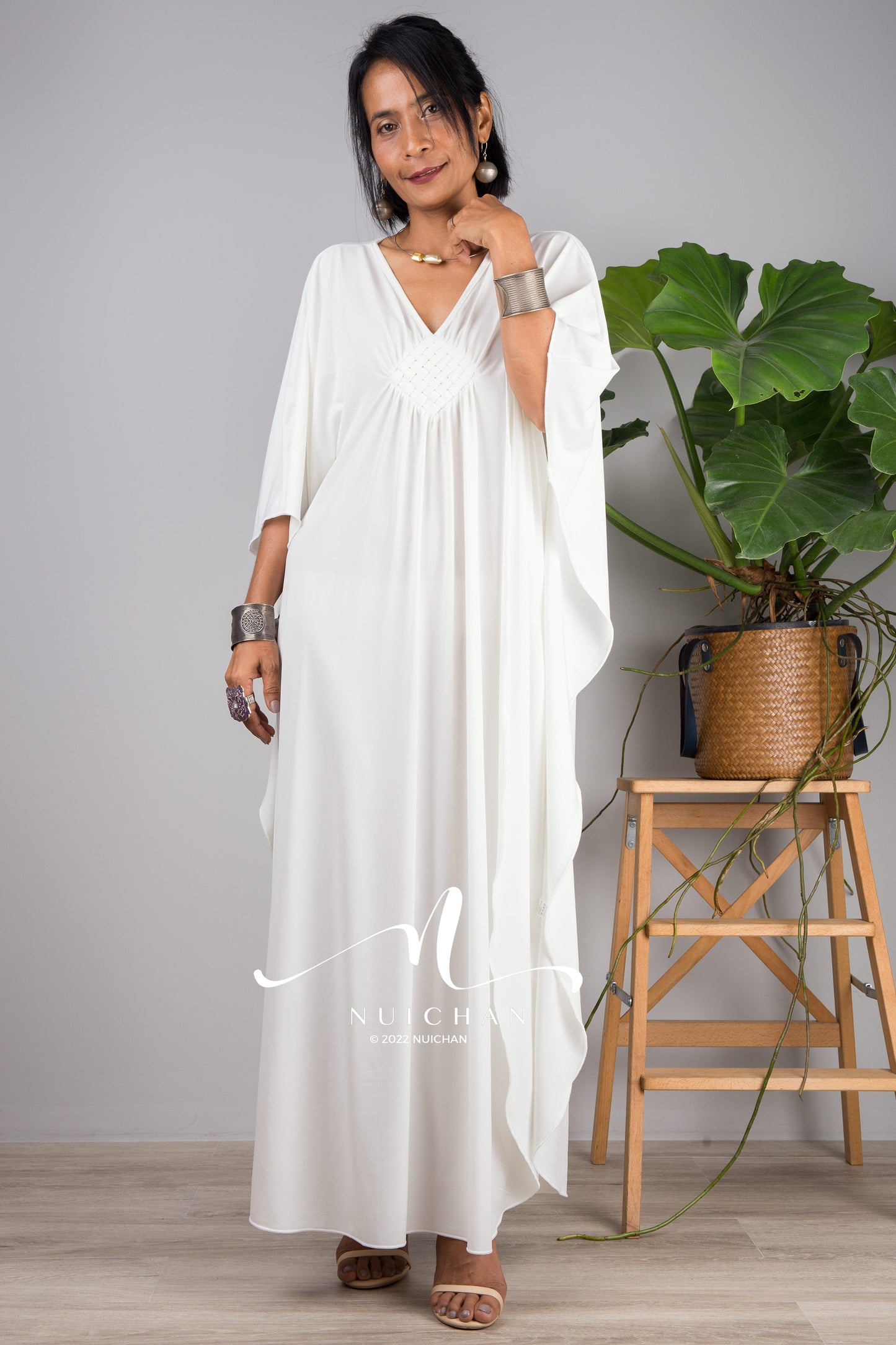 Small white kaftans online. White petite kimono kaftan dress by Nuichan