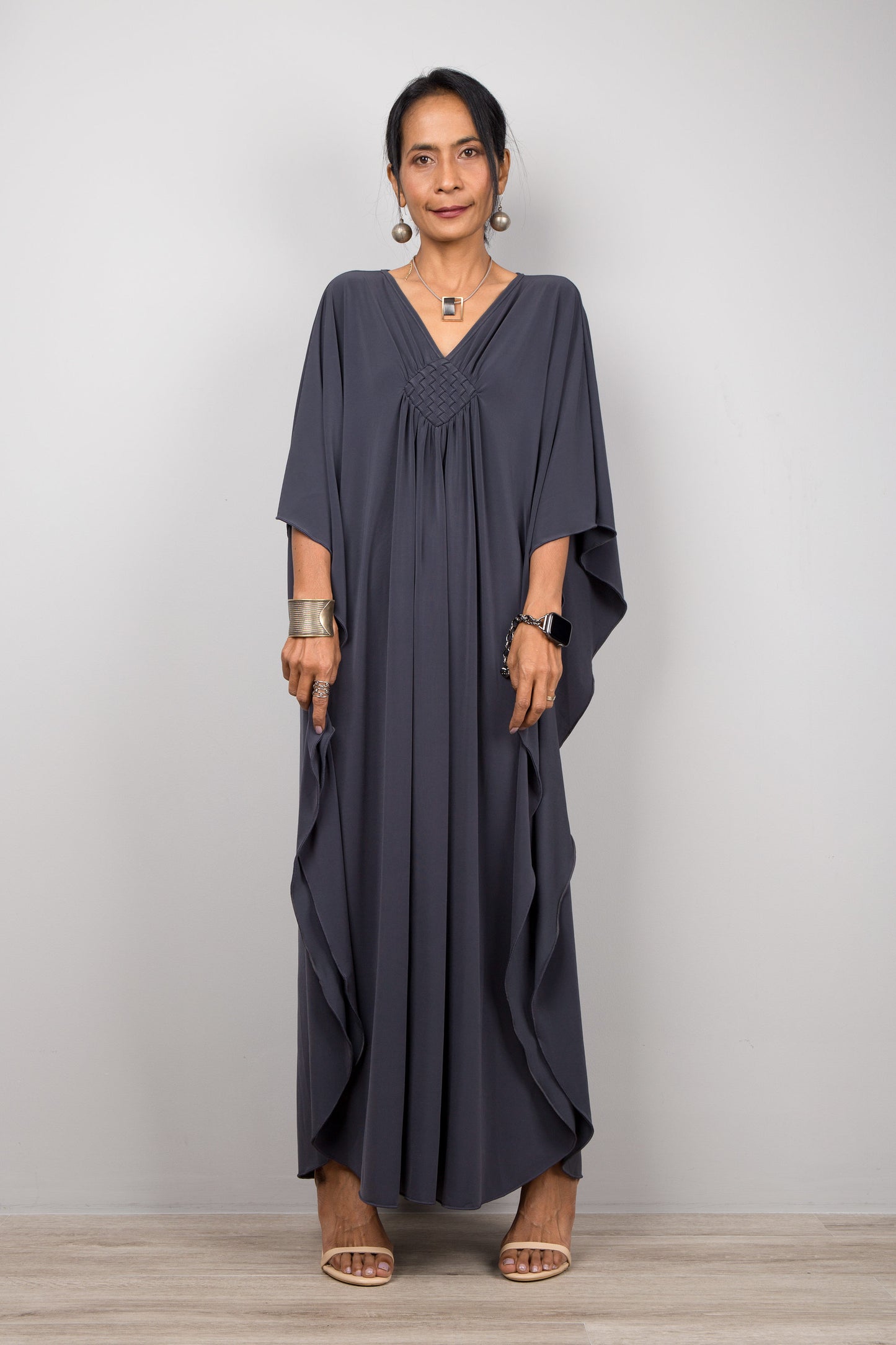 Long kaftan for petite women.  Grey caftan for small ladies