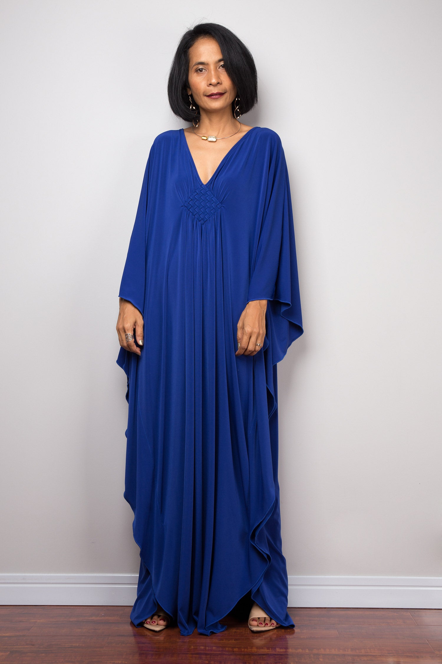 Long blue dress, kaftan style with v neck and batwing sleeves