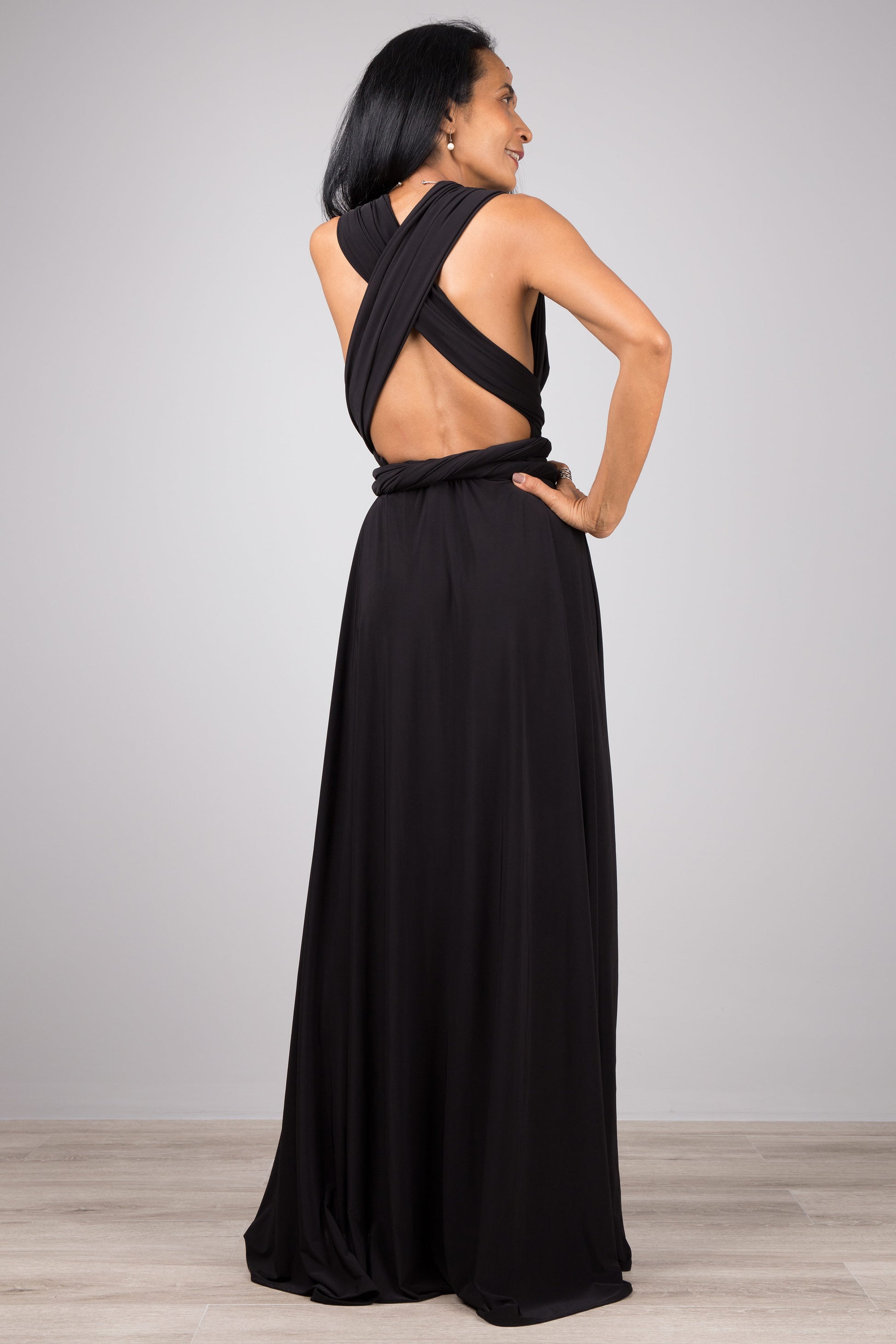 Black convertible dress.  Buy your multiway wrap dress online from Nuichan