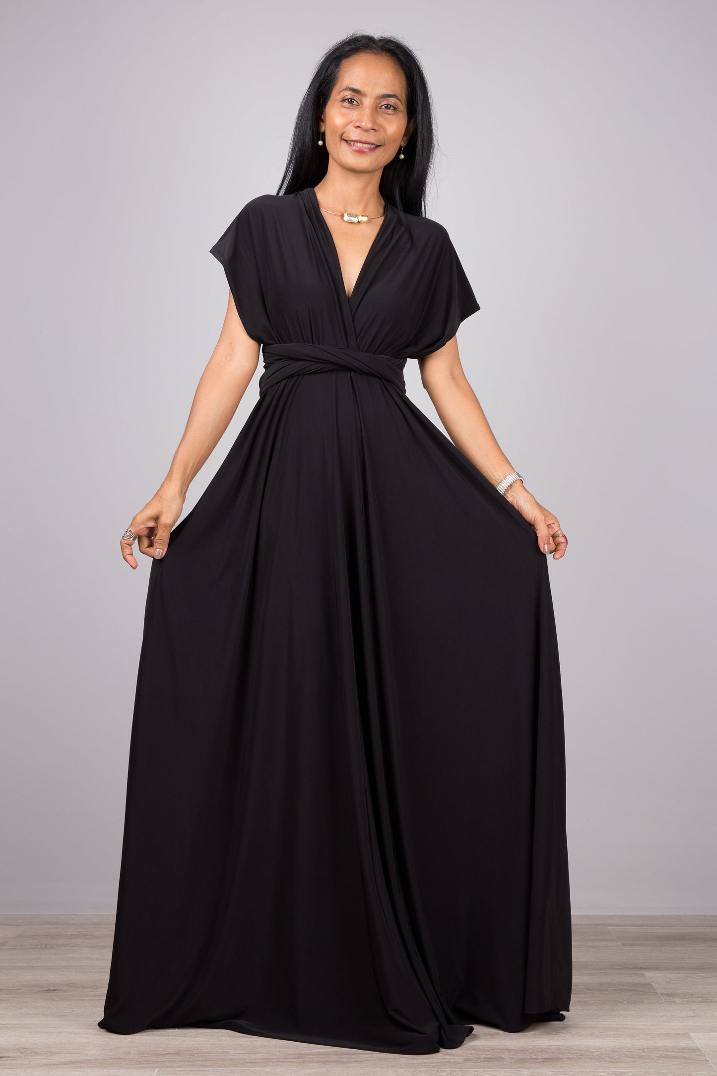 Black convertible dress.  Buy your multiway wrap dress online from Nuichan