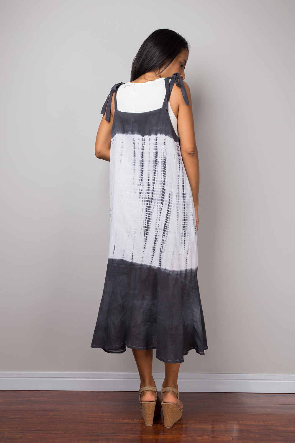 Black and white shibori tie dye dress by Nuichan. Back view