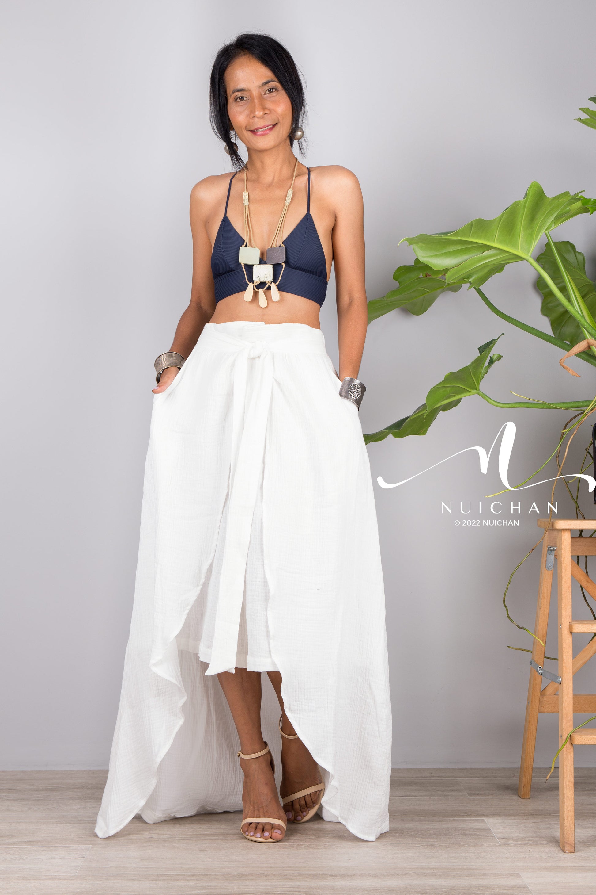 Nuichan women's white cotton wrap skirt | Organic cotton skirt