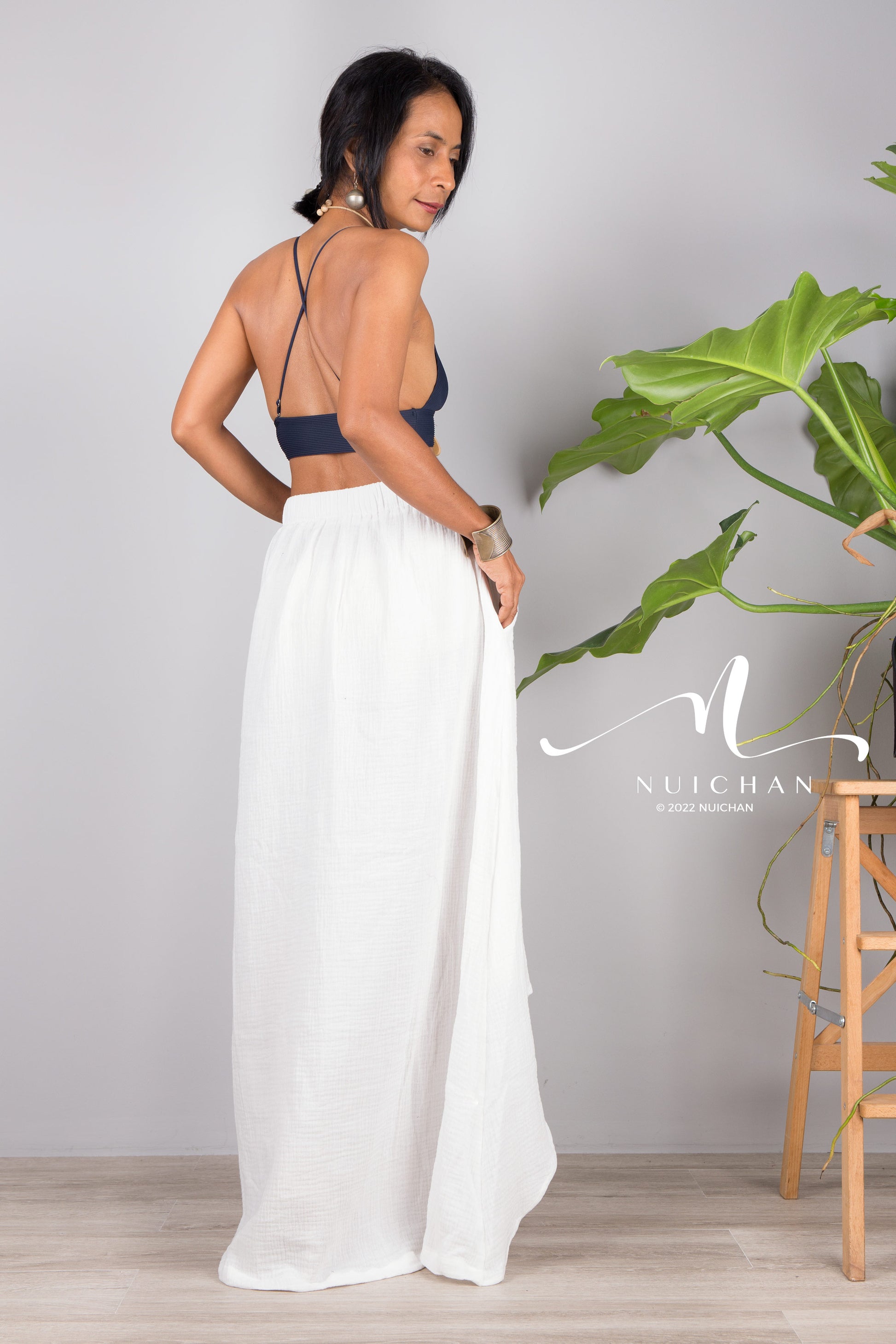 Nuichan women's white cotton wrap skirt | Organic cotton skirt